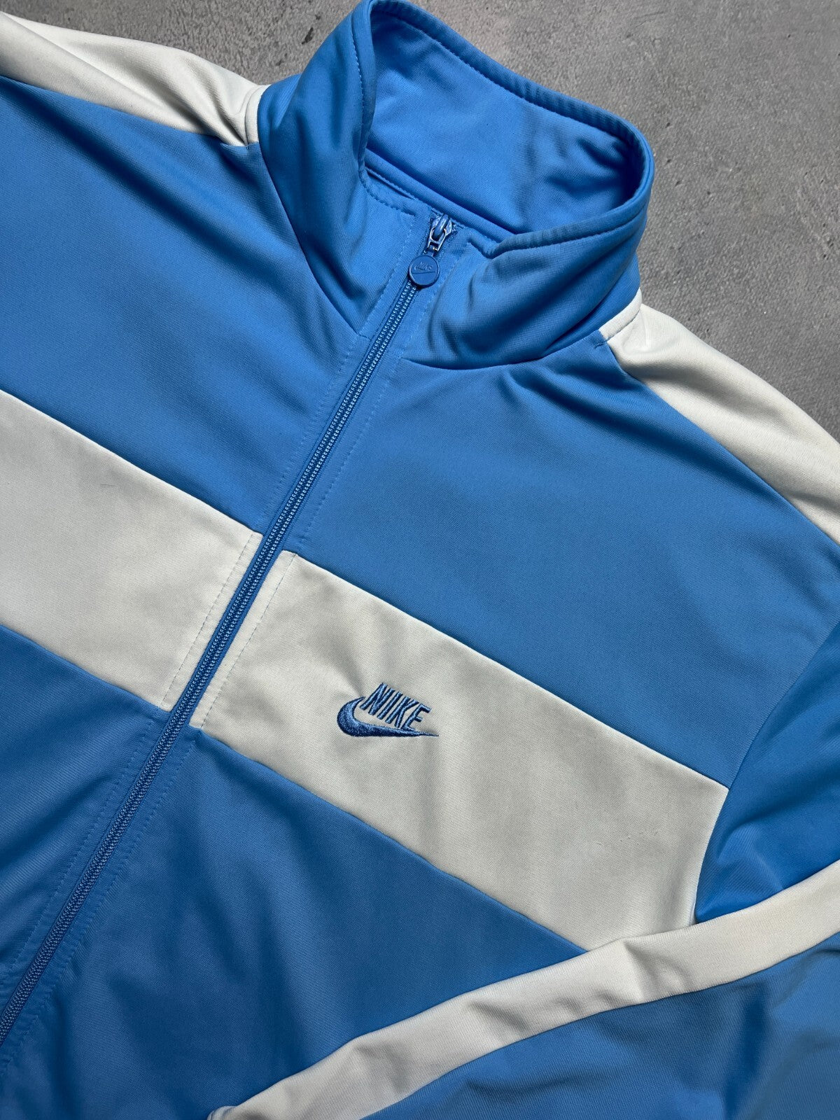 Vintage Zip-Up Nike small swoosh y2k Big Logo USA 00s 90s