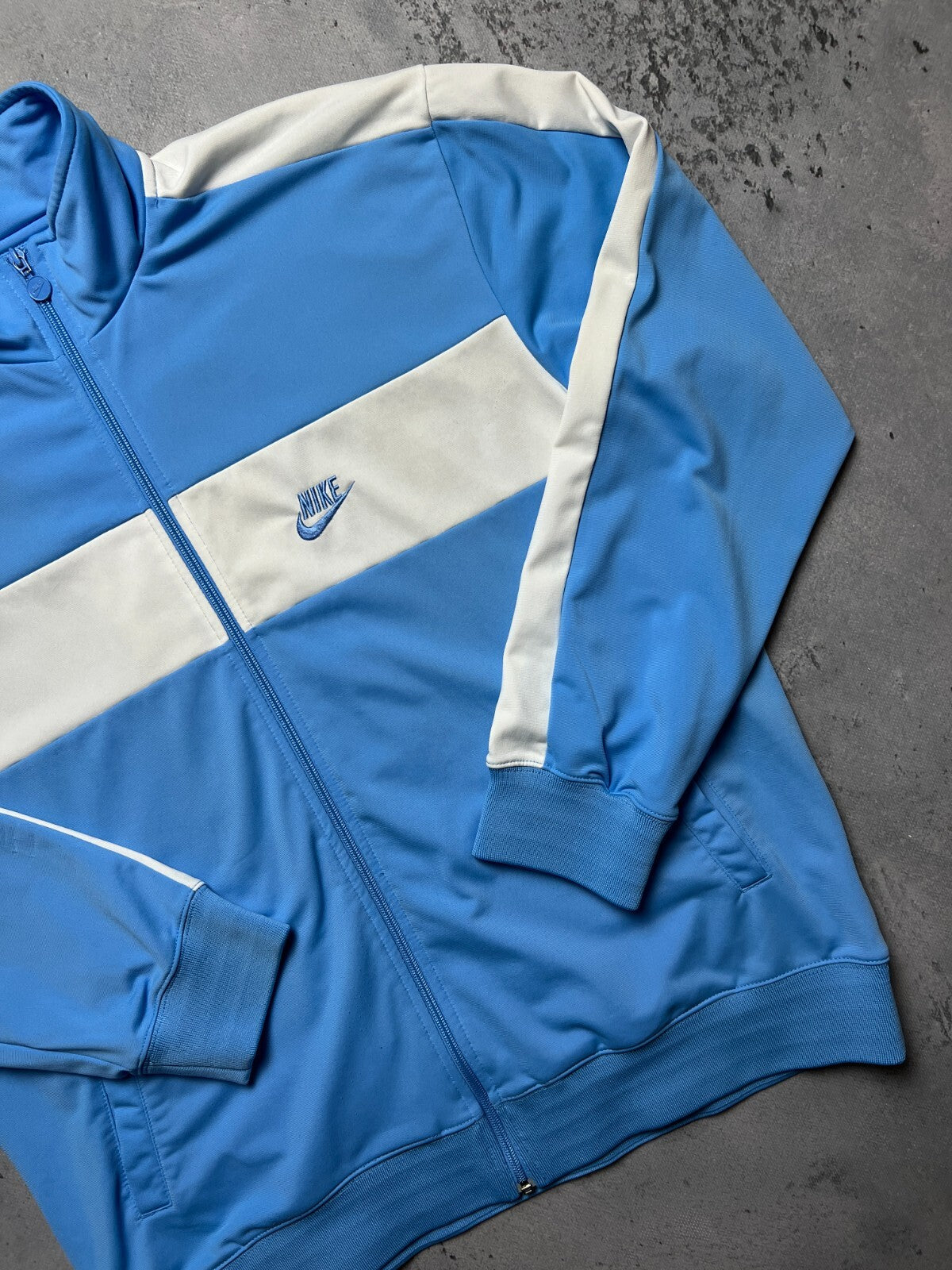 Vintage Zip-Up Nike small swoosh y2k Big Logo USA 00s 90s