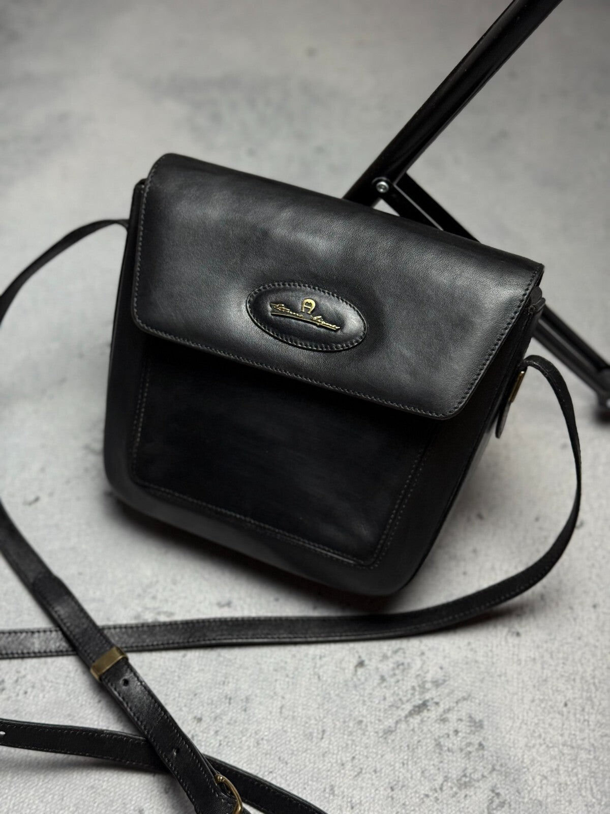 Vintage 90s Etienne Aigner Leather Crossbody Shoulders Bag