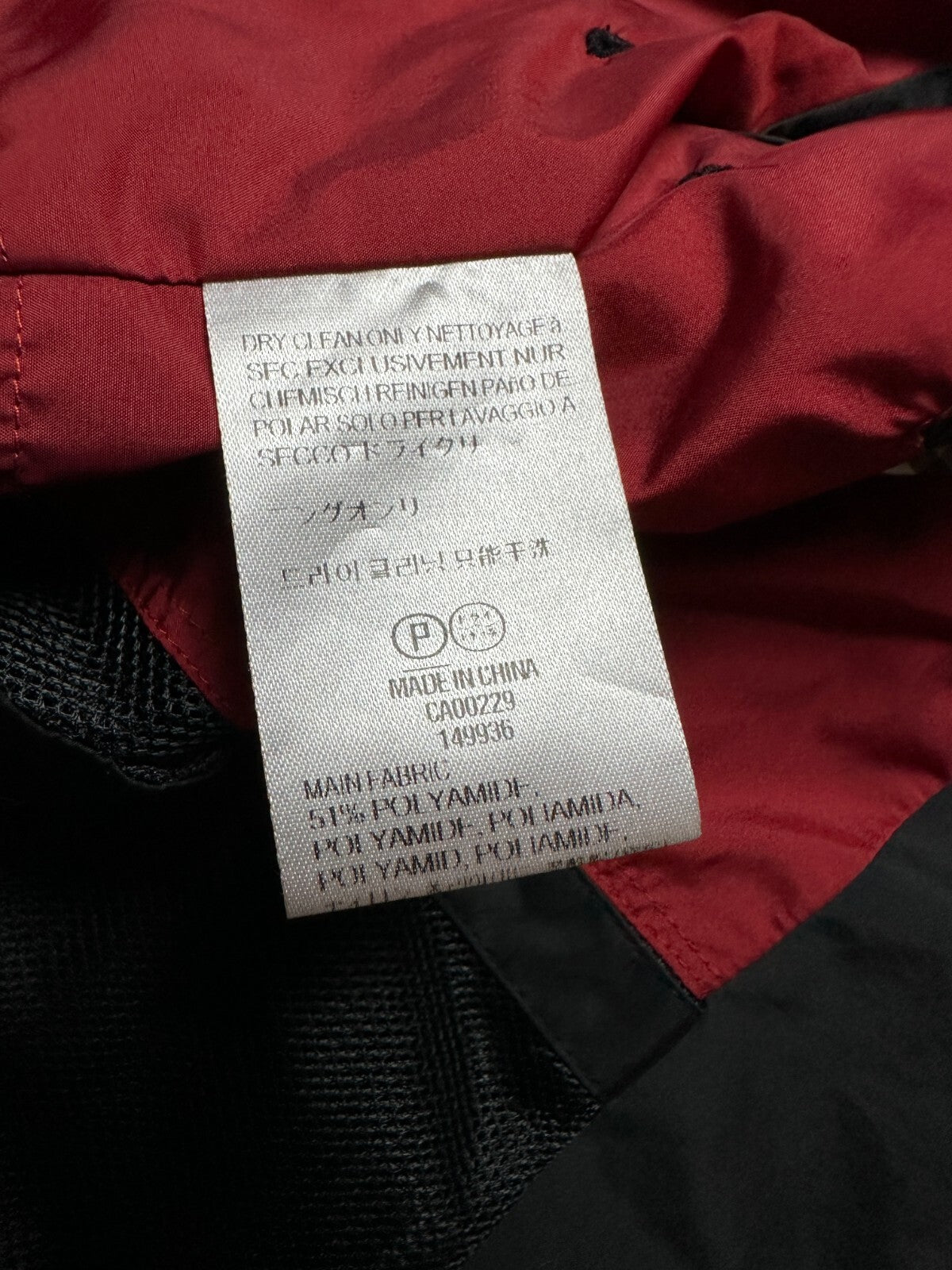 Aquascutum Vintage Nylon Black y2k Jacket Hype Casual 00s