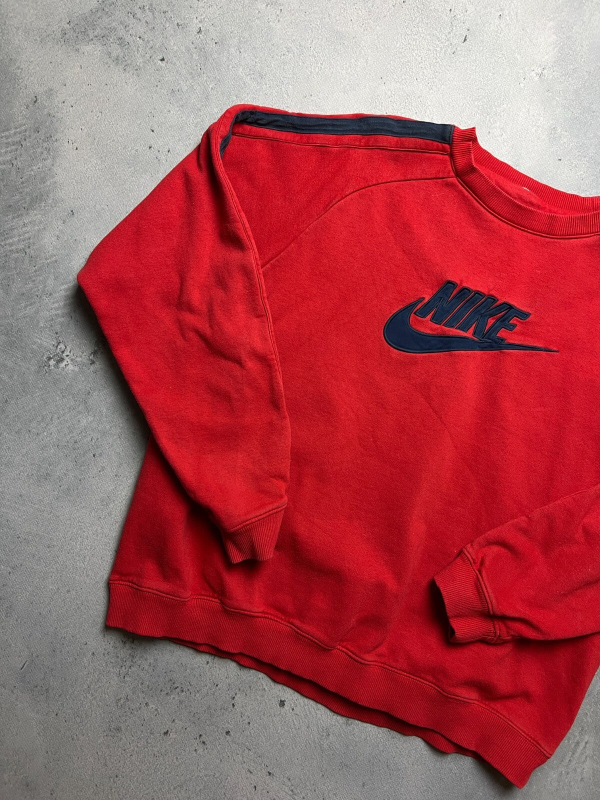Nike Vintage Crewneck Center Logo Swoosh Hype Sweatshirt 90s