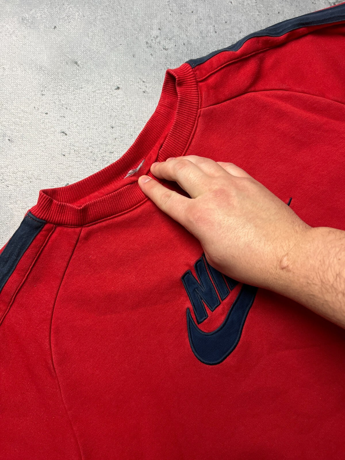 Nike Vintage Crewneck Center Logo Swoosh Hype Sweatshirt 90s