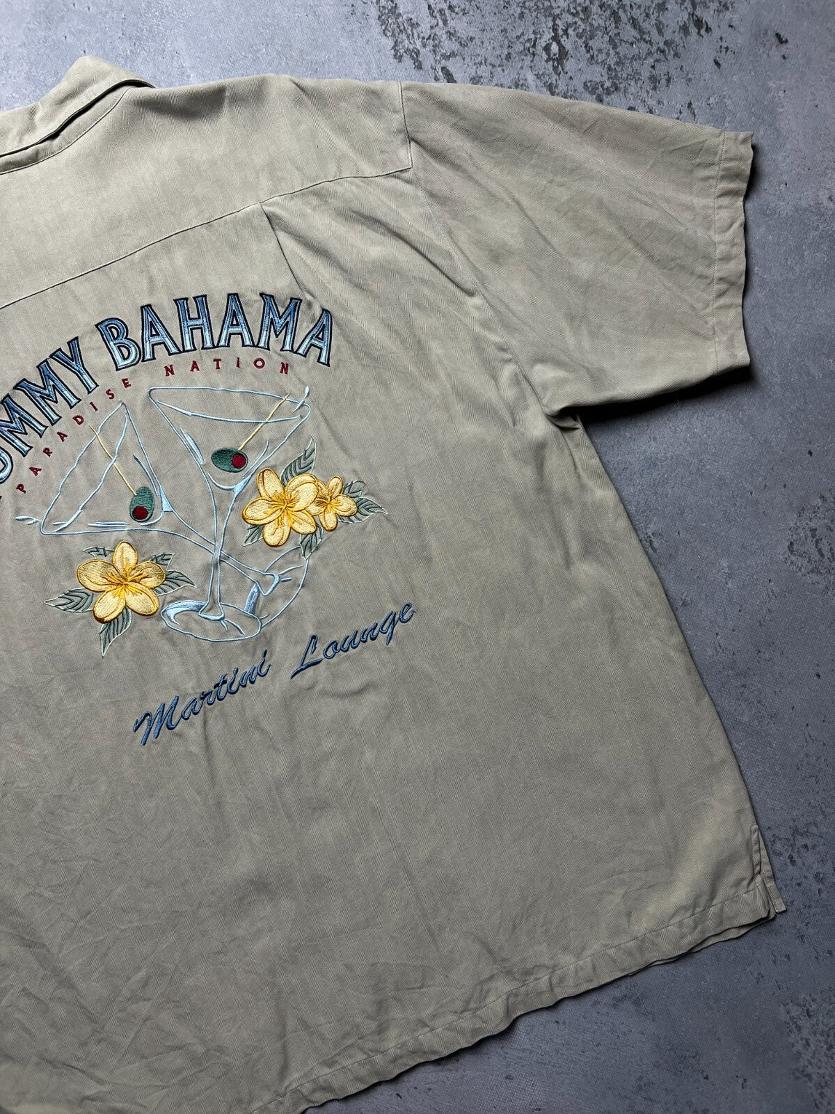 Tommy Bahama Beige 100% Silk Hawaiian Button Up Shirt y2k