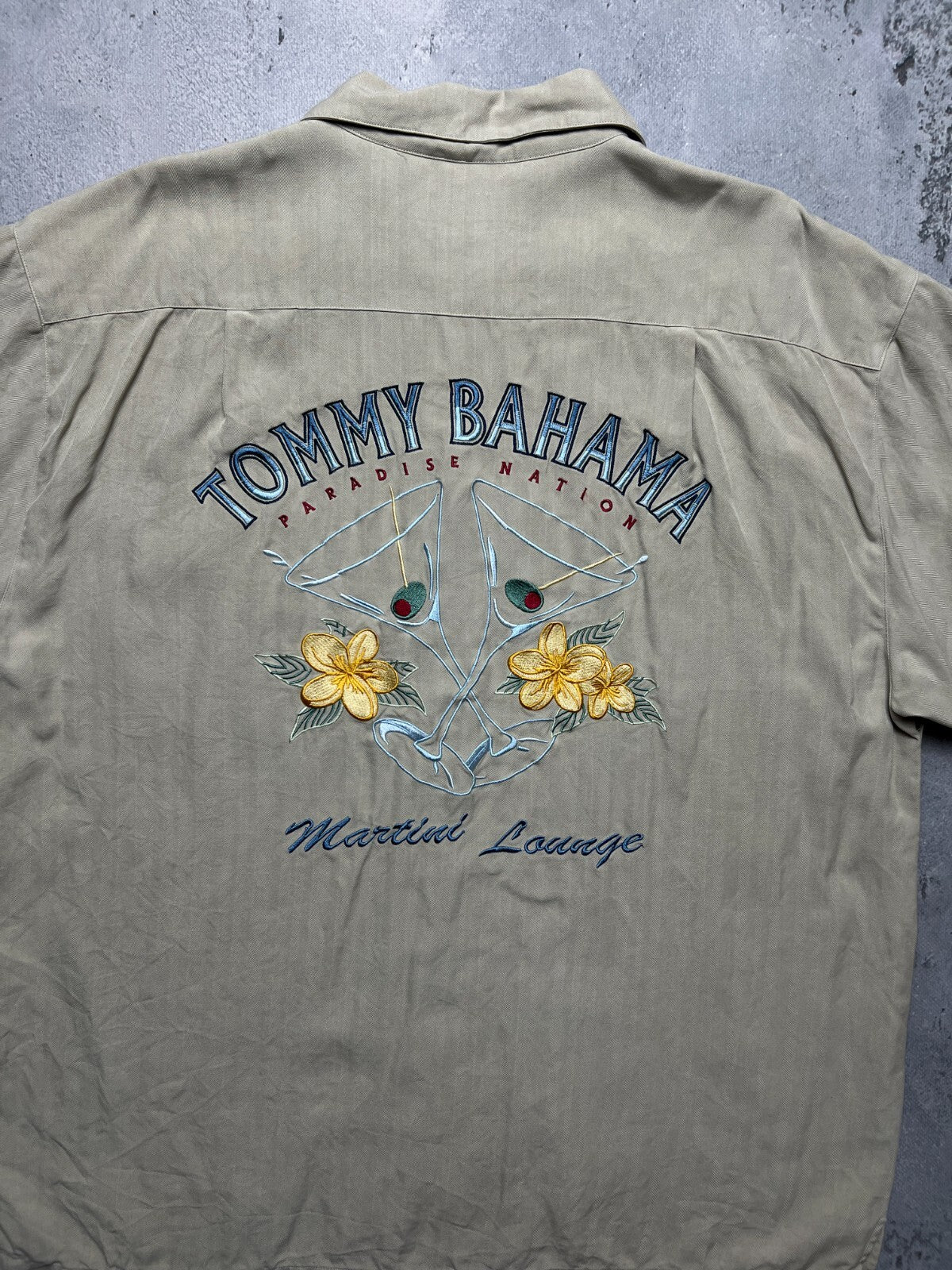 Tommy Bahama Beige 100% Silk Hawaiian Button Up Shirt y2k