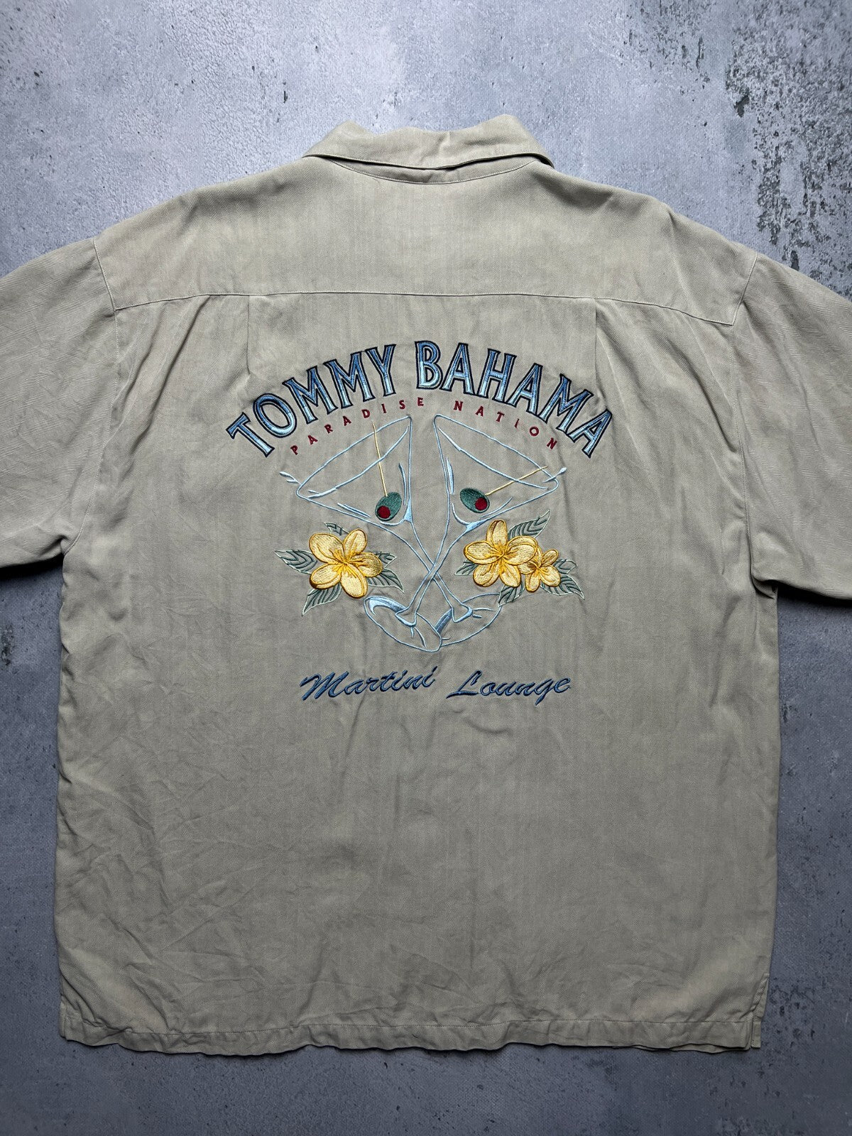 Tommy Bahama Beige 100% Silk Hawaiian Button Up Shirt y2k