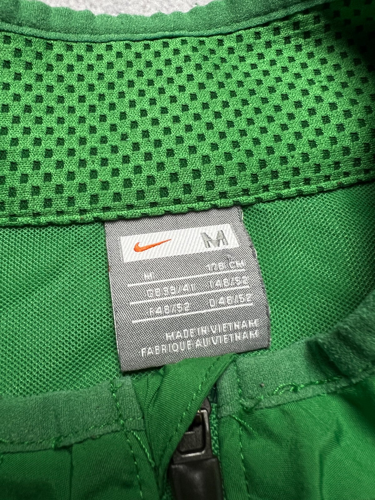 Nike Vintage Zipper Jacket swoosh logo y2k 90s Zip-Up rare