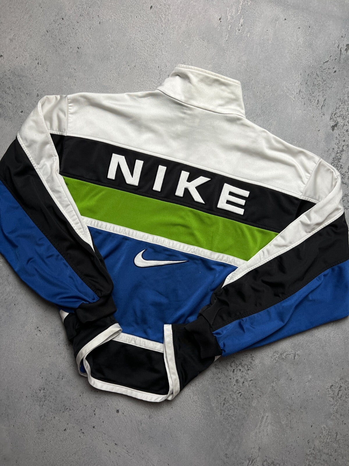 Nike Vintage Zipper Jacket central swoosh logo y2k 90s