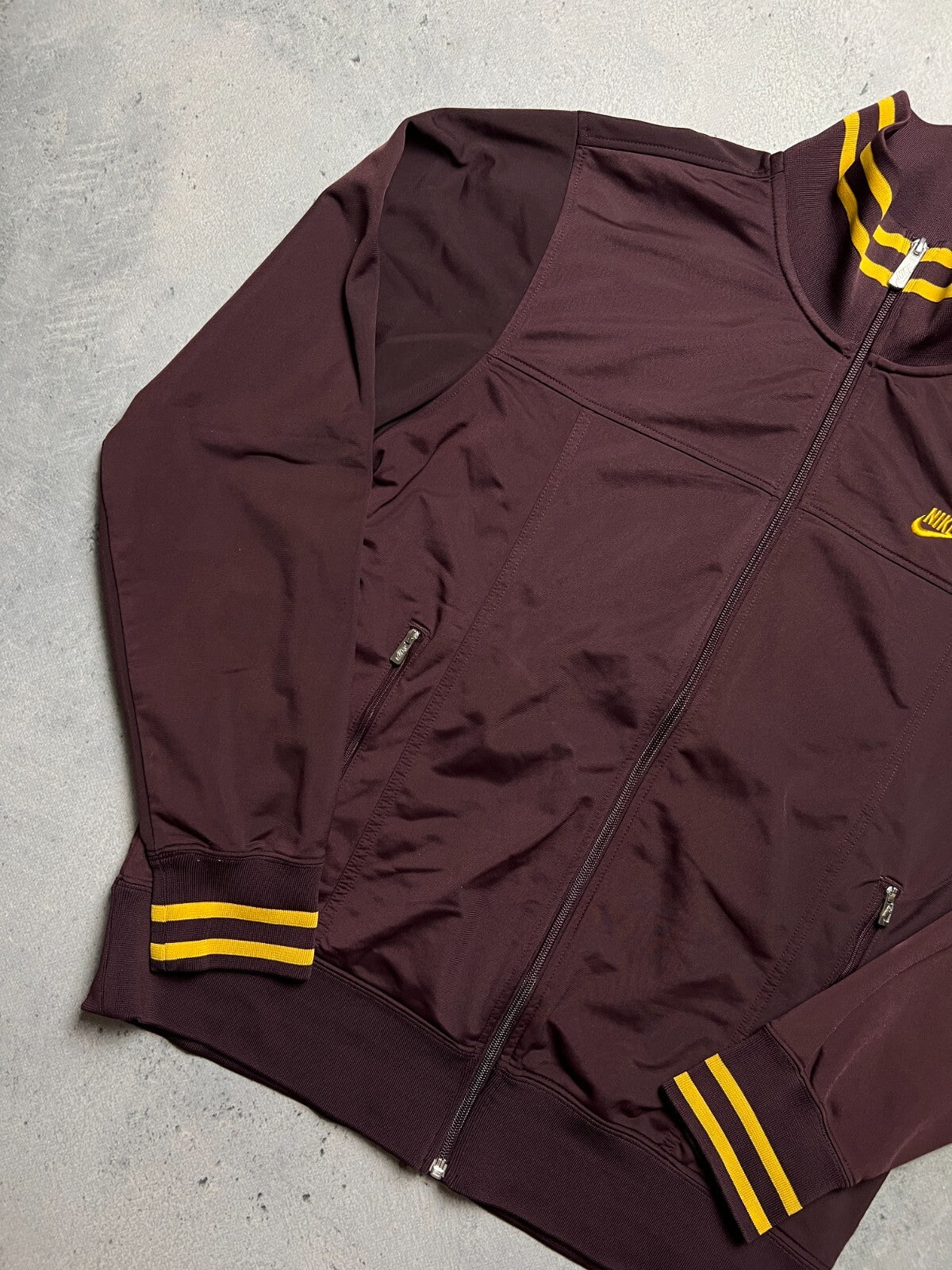 Nike Vintage Zipper Jacket central swoosh logo y2k 90s
