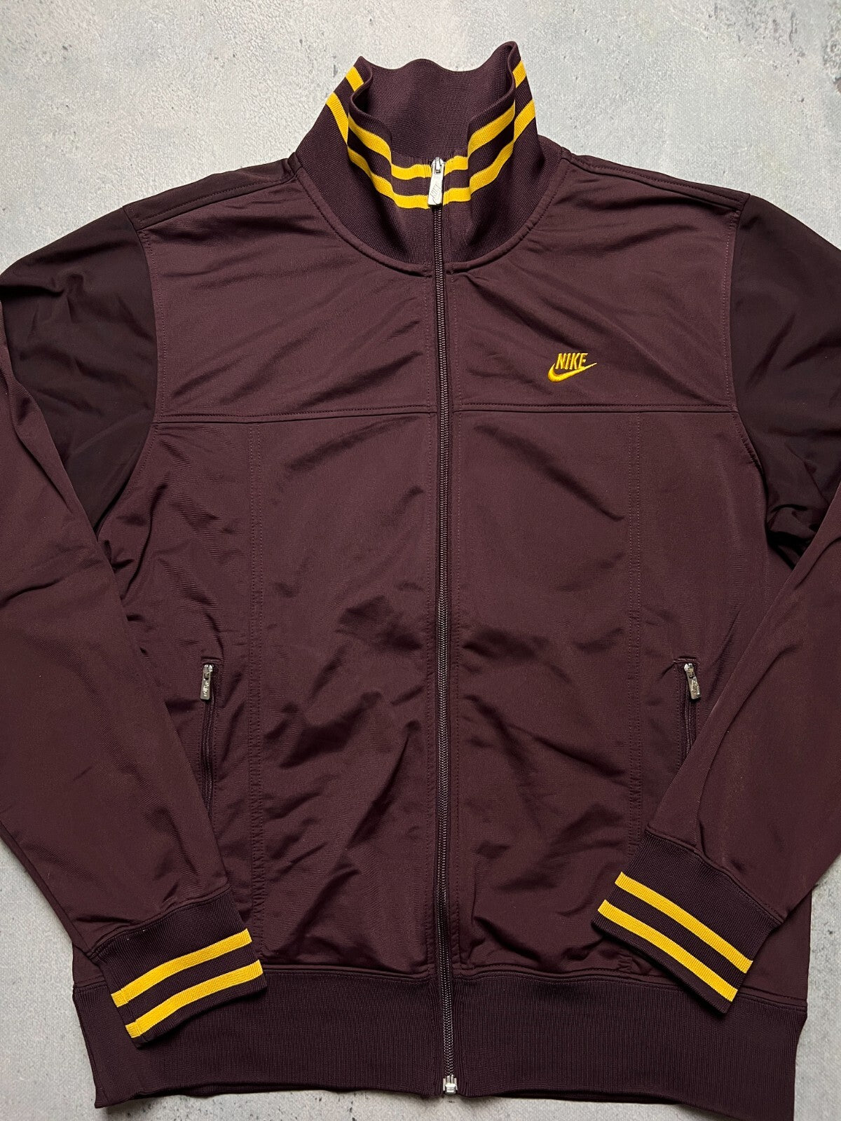 Nike Vintage Zipper Jacket central swoosh logo y2k 90s