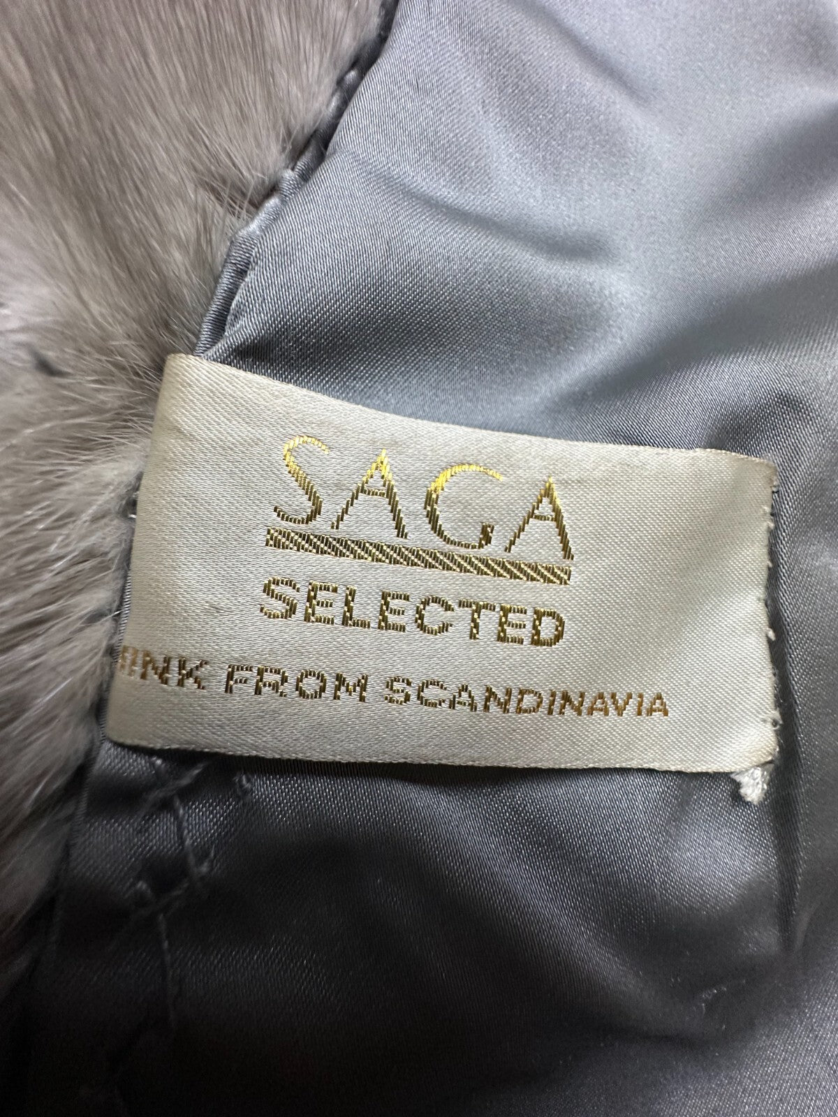 Gold Saga selected Luxury Mink Coat Very Rare Vintage 00s