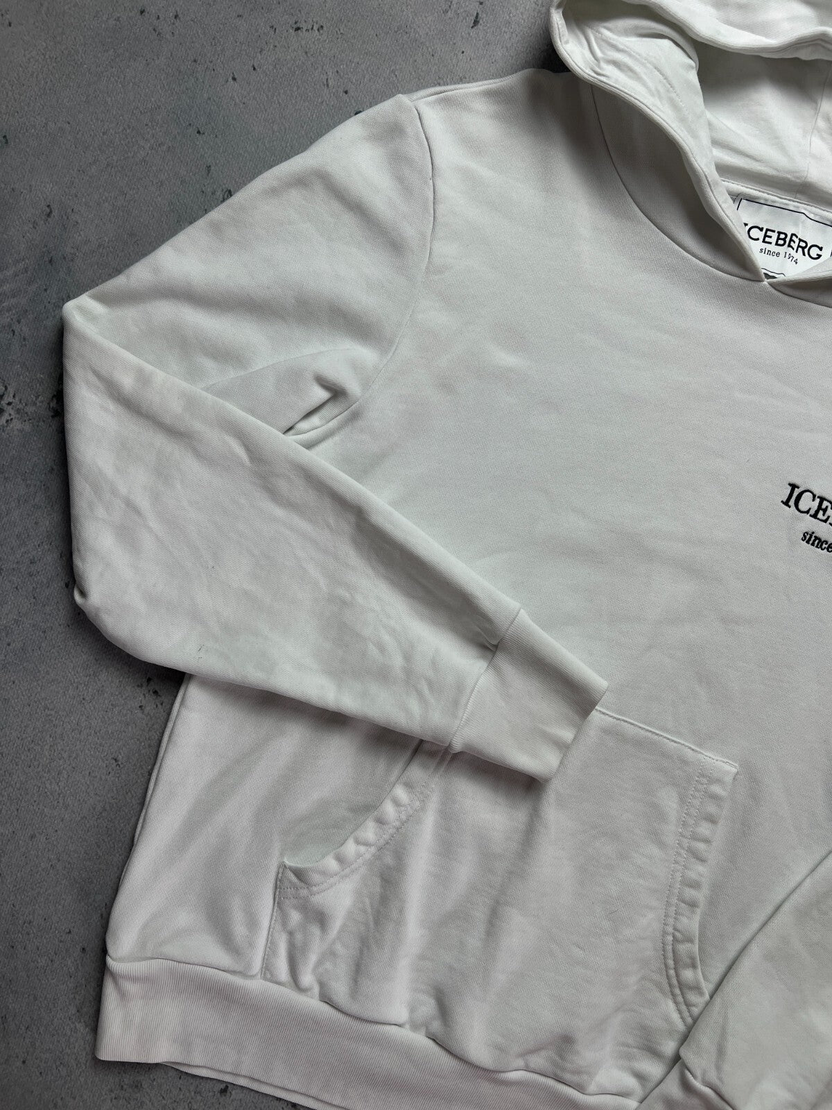 Ice Iceberg Vintage White Hoodie Since 1974