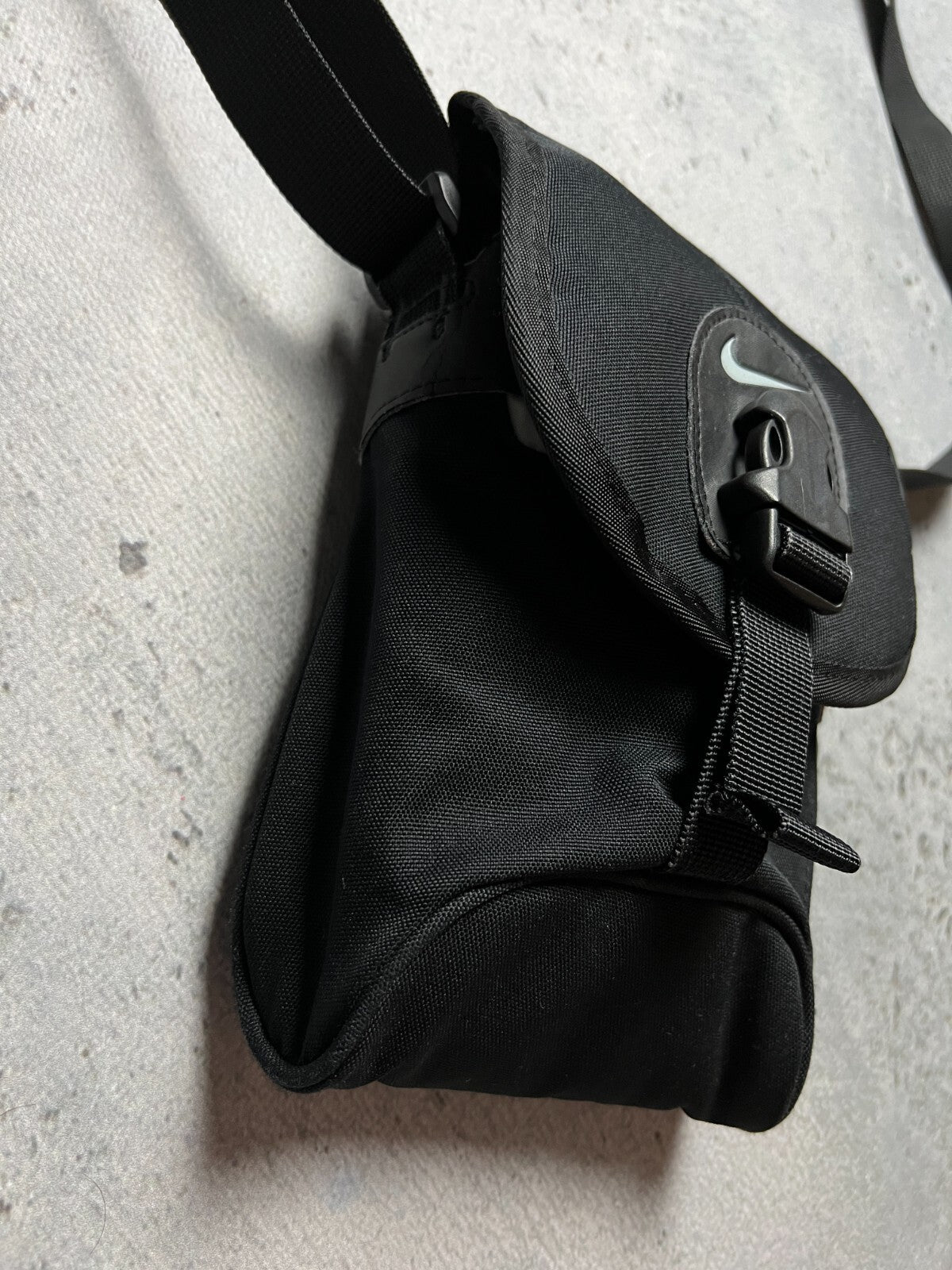 Nike Swoosh Black mini Messenger y2k Cordura 90s central logo One Size