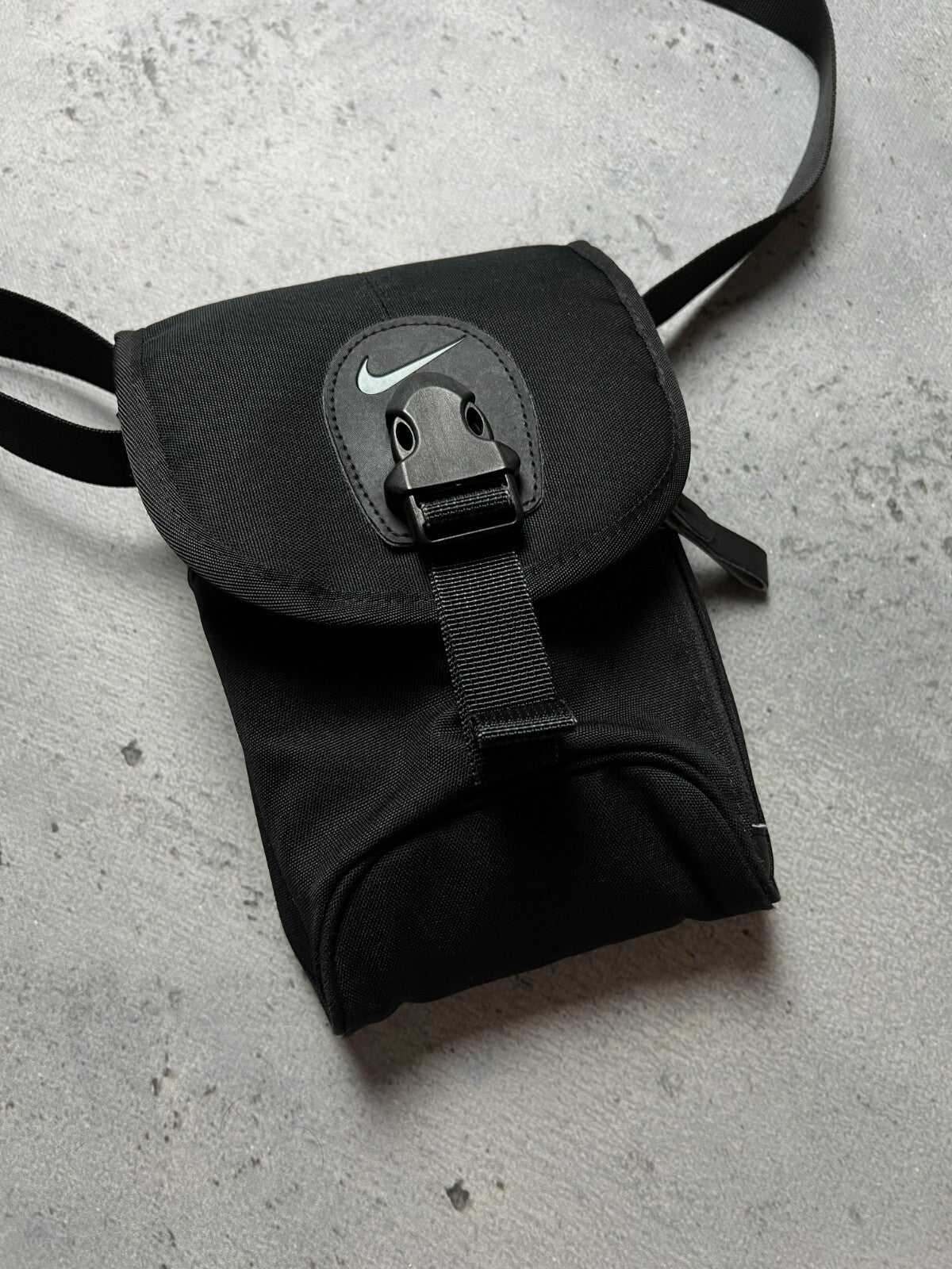 Nike Swoosh Black mini Messenger y2k Cordura 90s central logo One Size