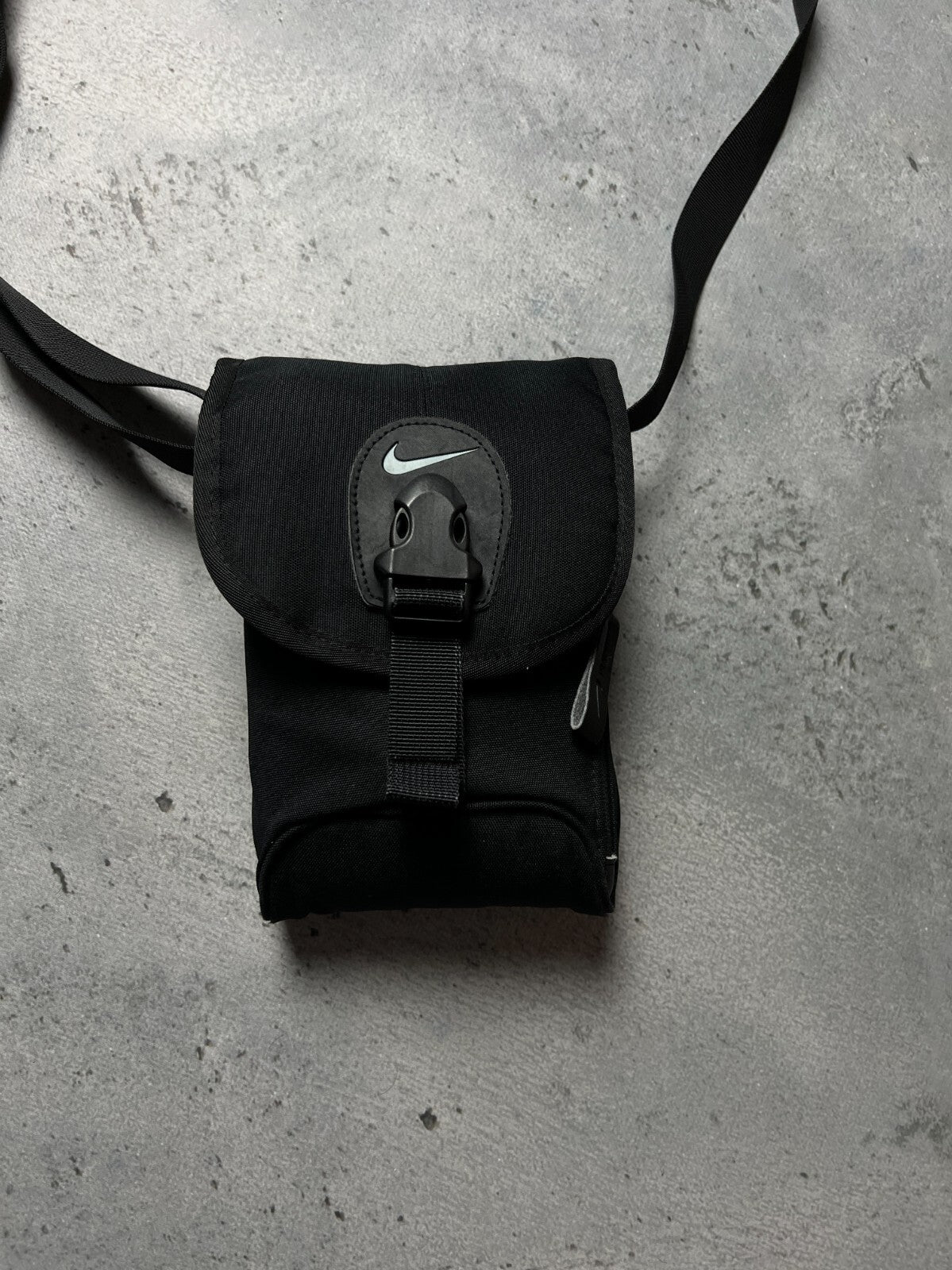 Nike Swoosh Black mini Messenger y2k Cordura 90s central logo One Size