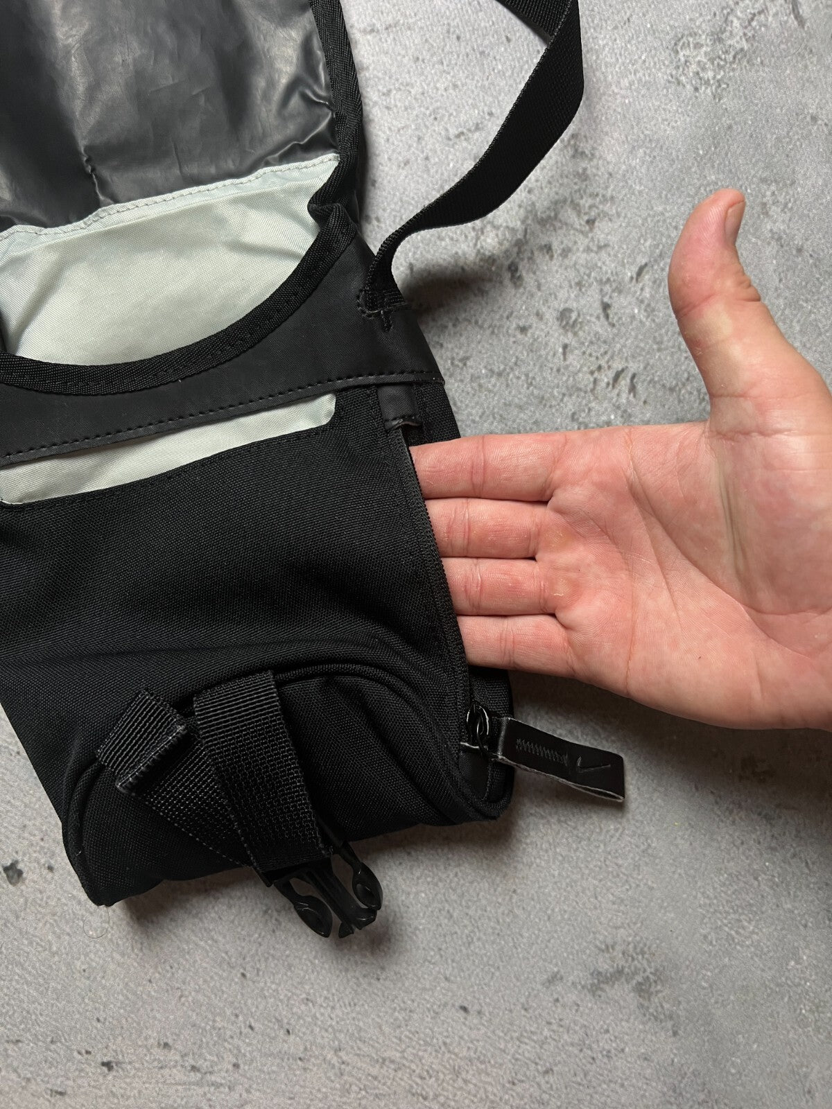 Nike Swoosh Black mini Messenger y2k Cordura 90s central logo One Size
