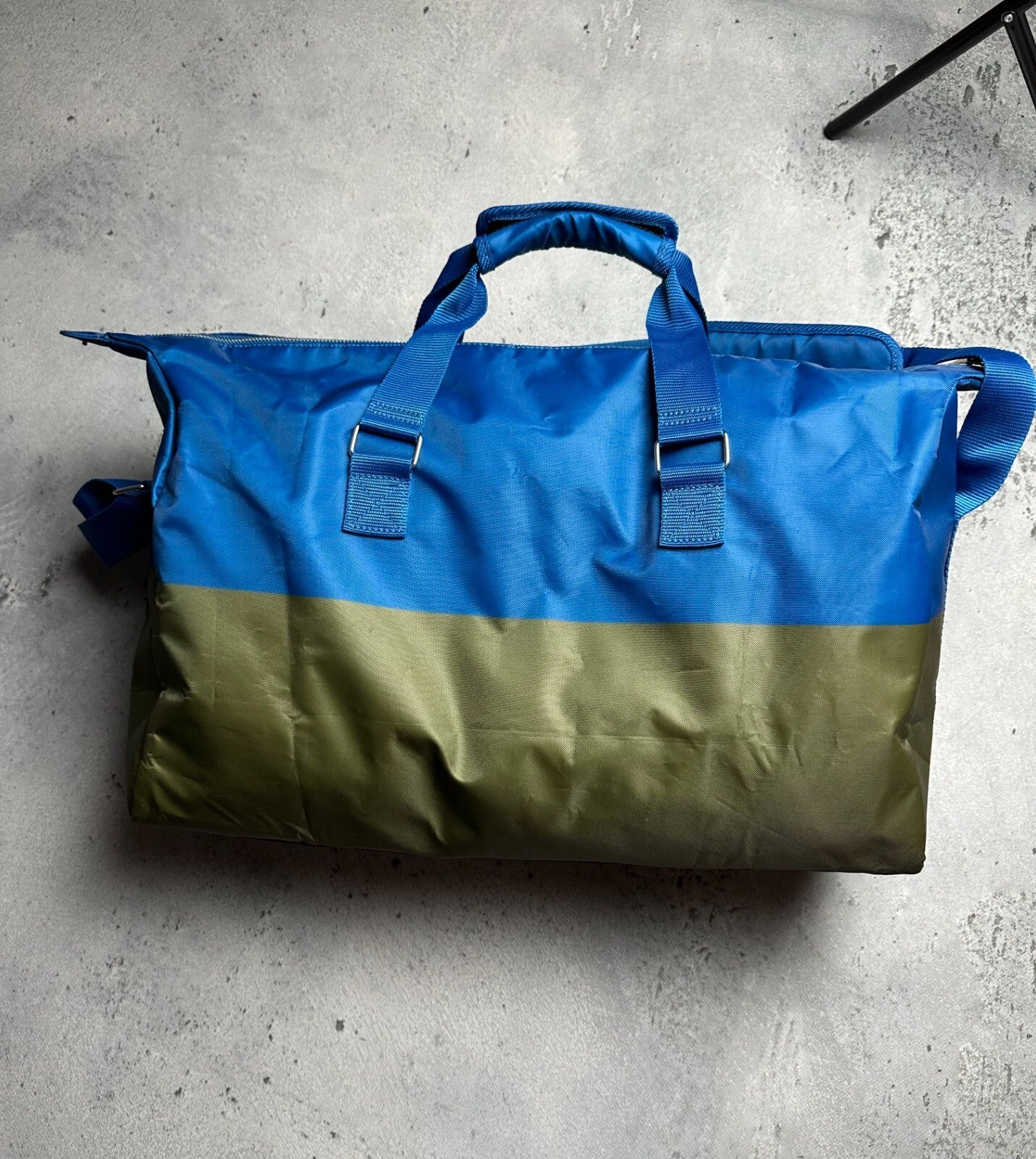 Moschino Fragrances Travel Bag Sports Bag rare lux Item