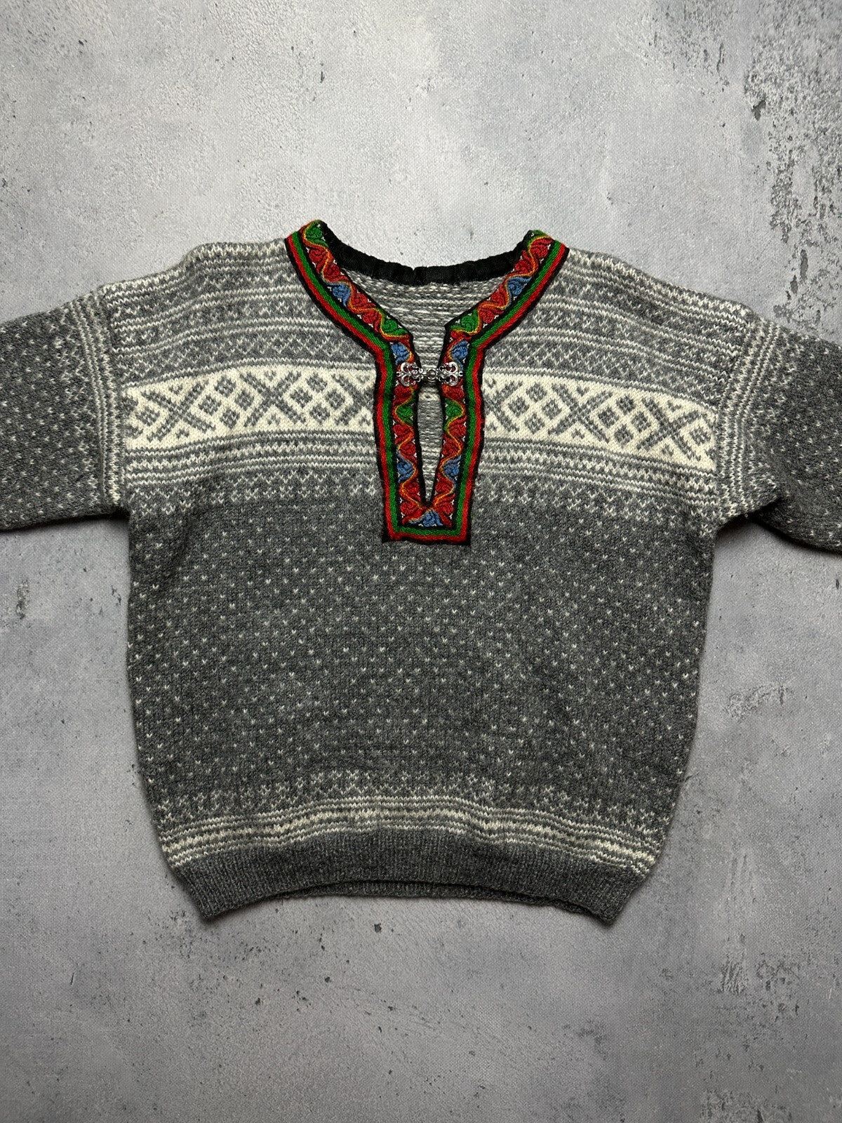 Norwegian wool Dale Garn Pure New Wool Cardigan Knit Vintage