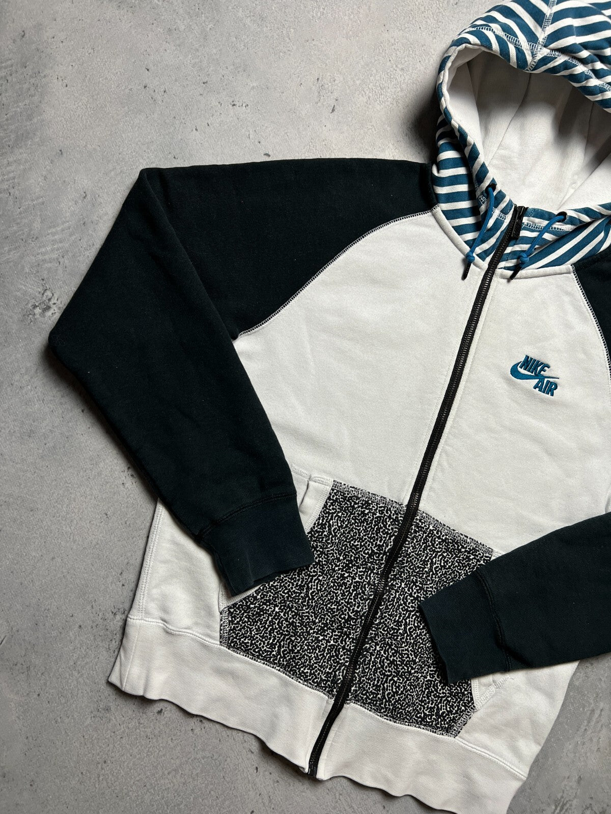 Zip-Up Hoodie Nike Vintage center logo swoosh Travis Style