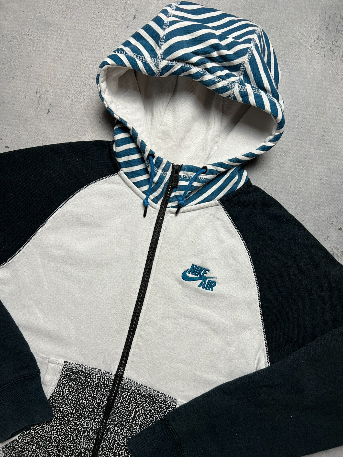 Zip-Up Hoodie Nike Vintage center logo swoosh Travis Style