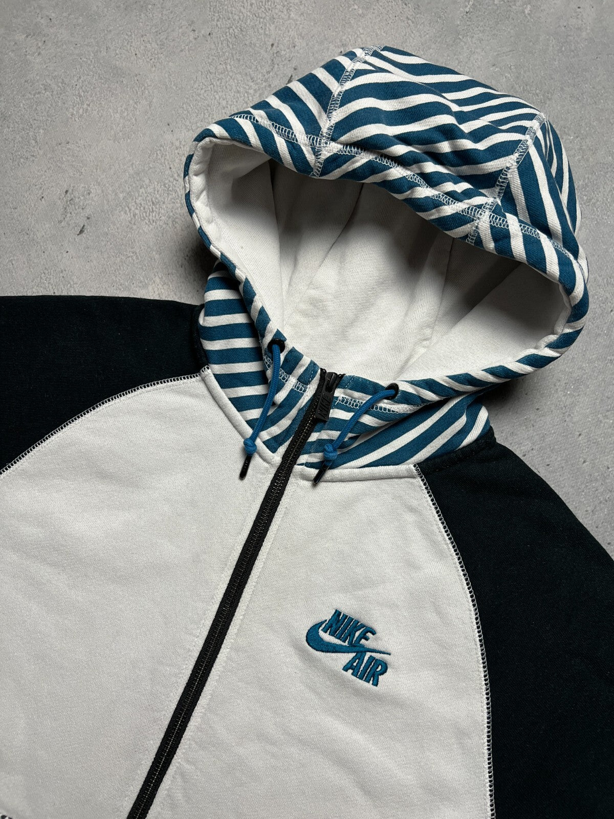 Zip-Up Hoodie Nike Vintage center logo swoosh Travis Style