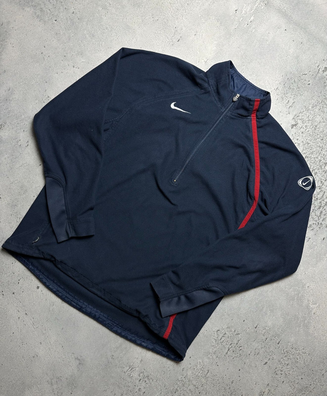 Nike Therma-Fit Total 90 Vintage Half-Zip center swoosh logo