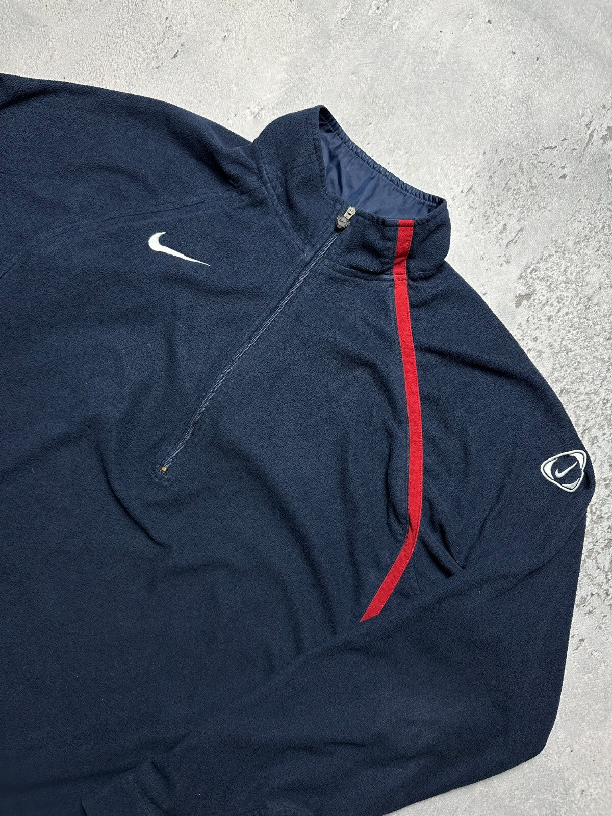 Nike Therma-Fit Total 90 Vintage Half-Zip center swoosh logo