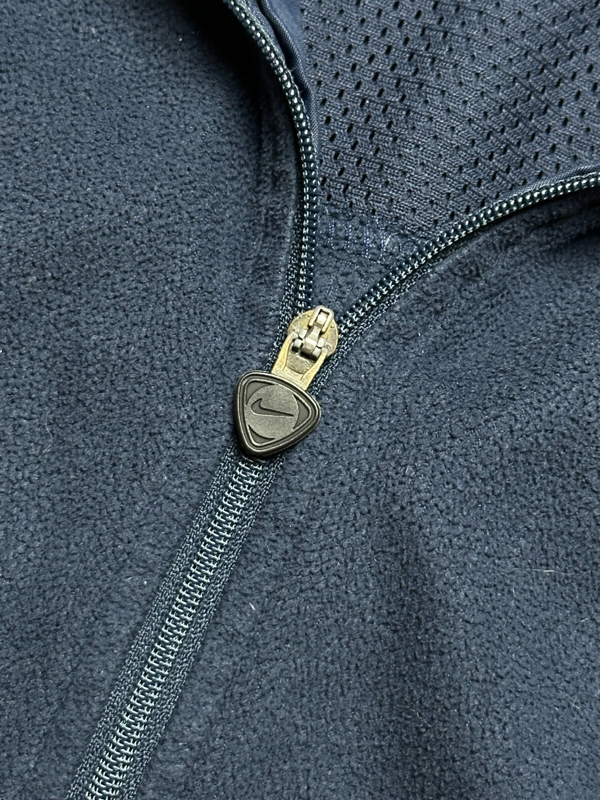 Nike Therma-Fit Total 90 Vintage Half-Zip center swoosh logo