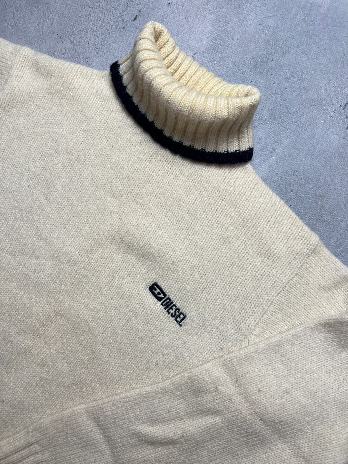 Diesel Vintage Distressed Knitwear Cream Wool Sweater 90's