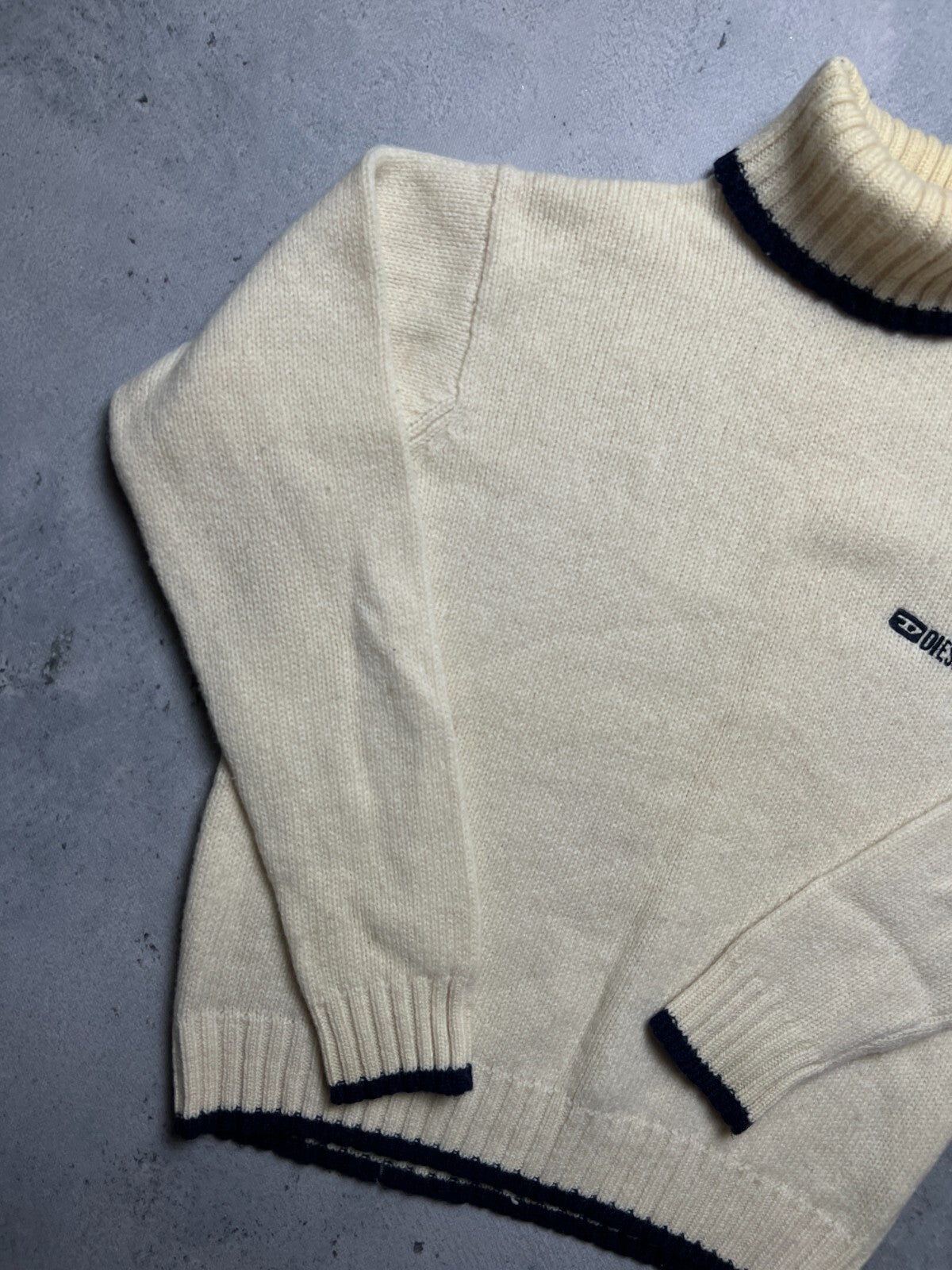 Diesel Vintage Distressed Knitwear Cream Wool Sweater 90's