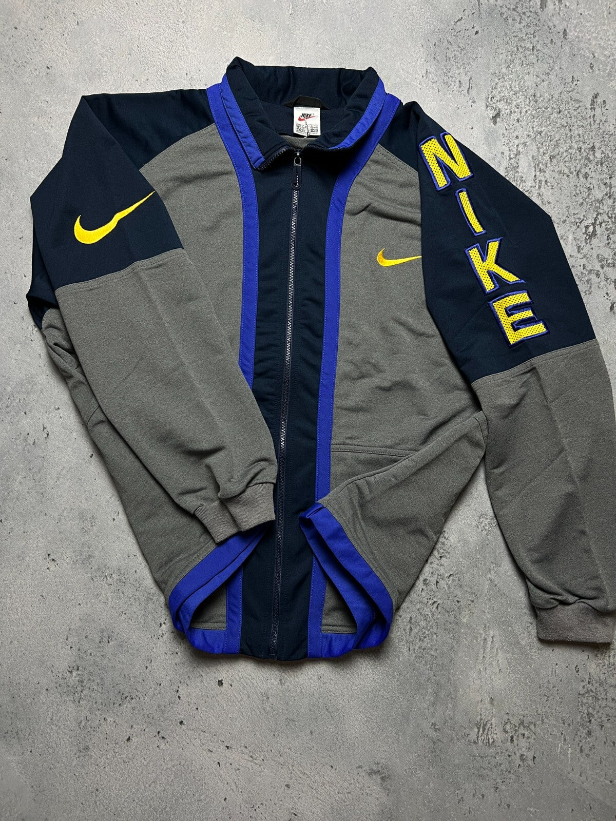 Nike Vintage Zipper Jacket central swoosh logo y2k 90s