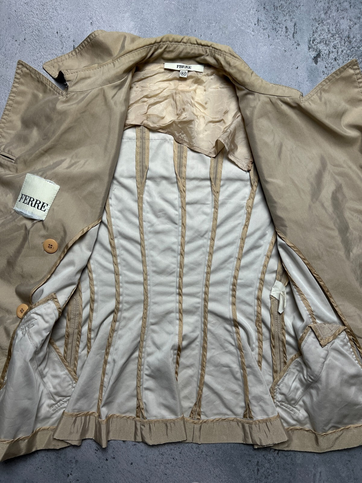 Vintage Archive Blazer Ferre y2k Lux Item 00s