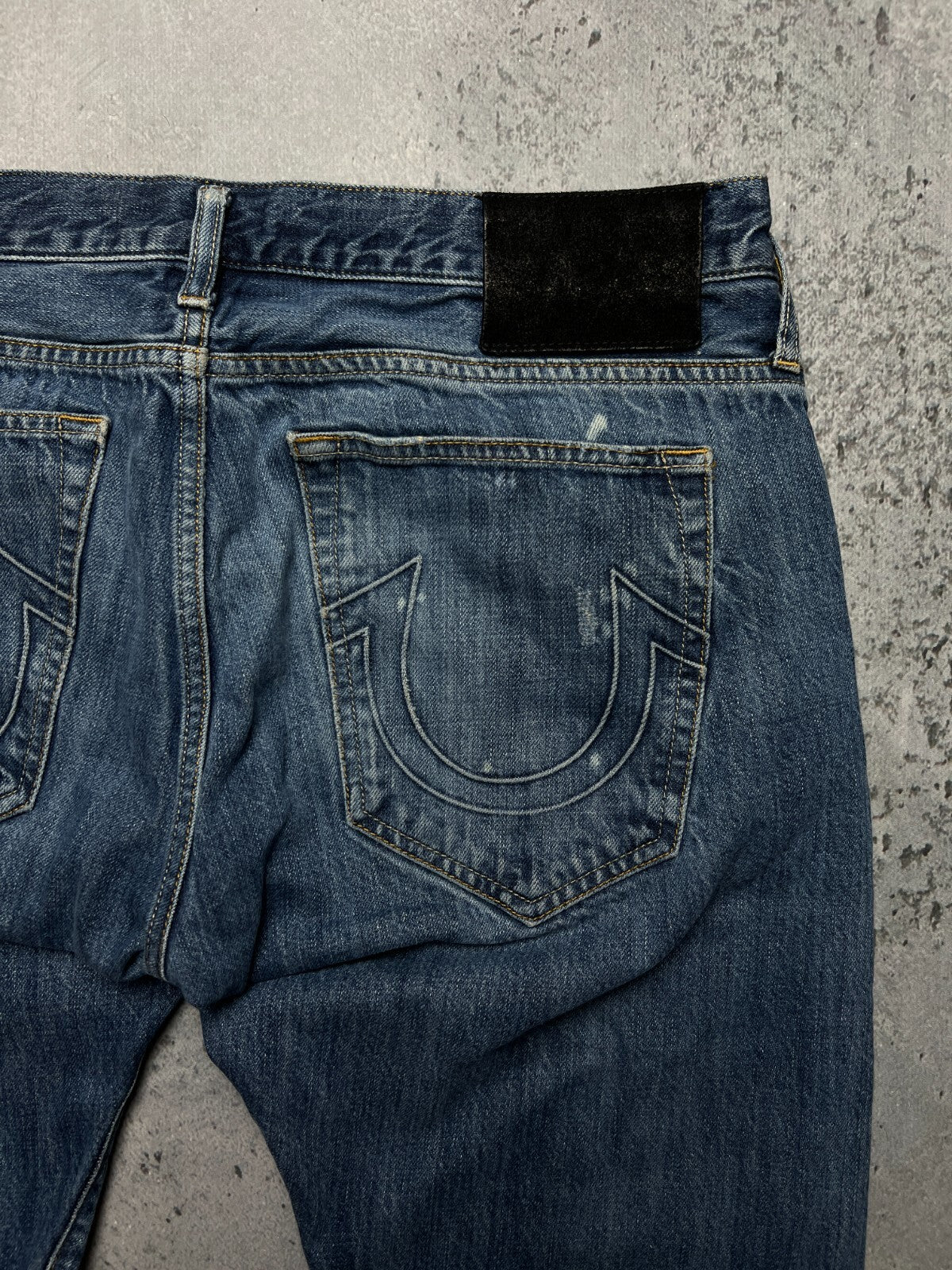True Religion Rocco Washed Distressed Relaxed Jeans y2k USA