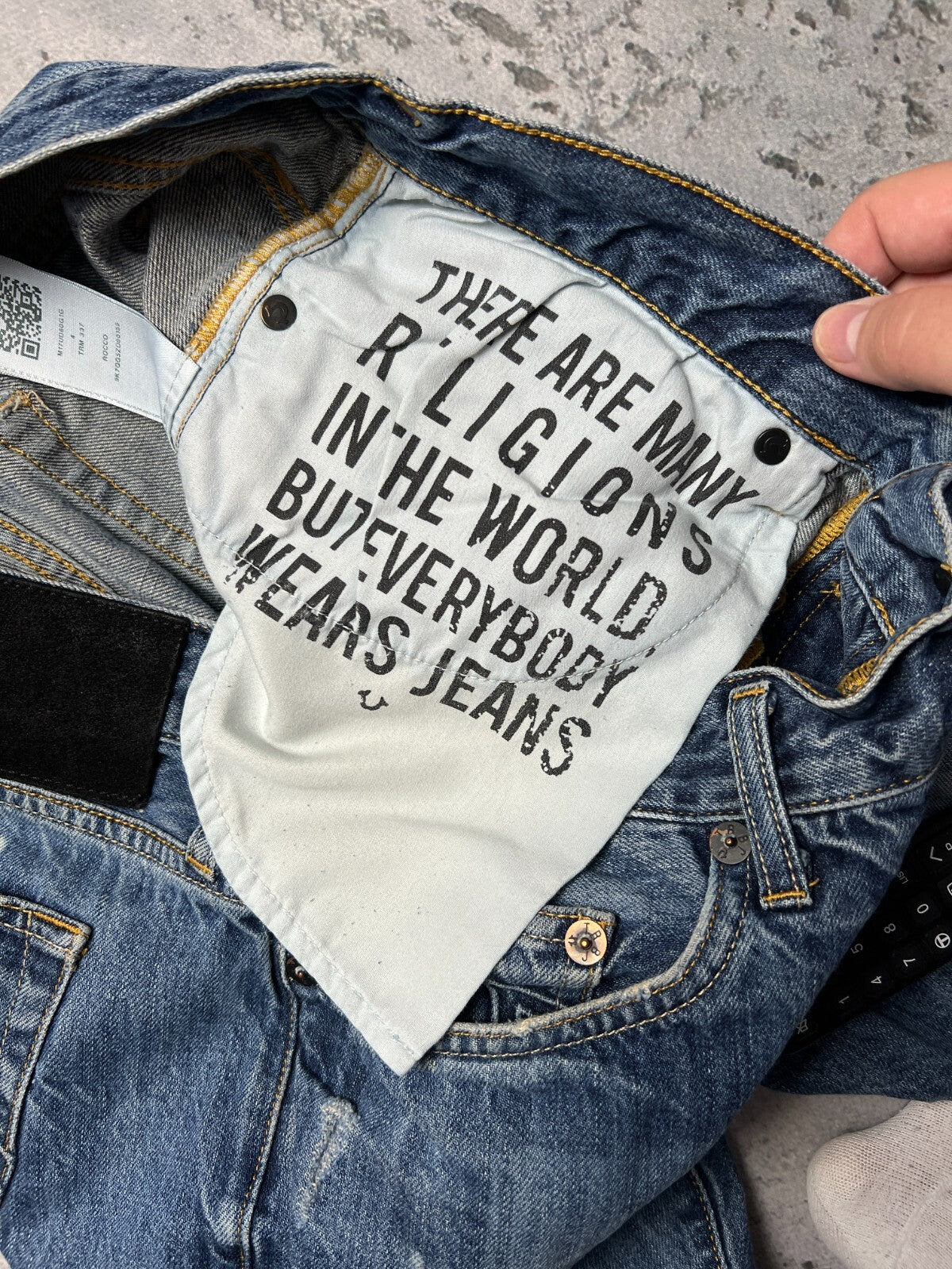 True Religion Rocco Washed Distressed Relaxed Jeans y2k USA