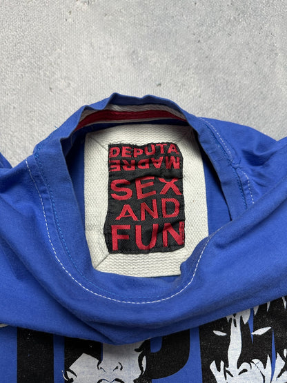 Vintage Kiss Big Graphic Logo Sex and Fun Rare Tee y2k 00s