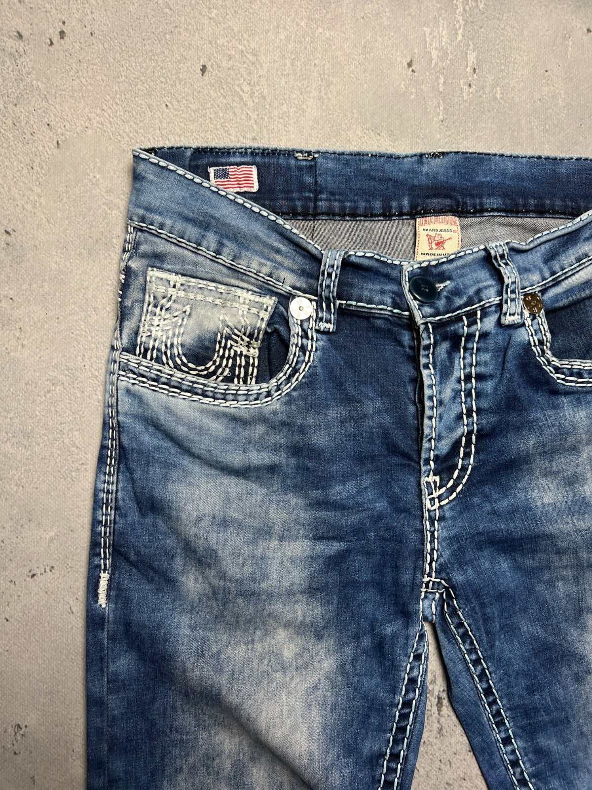 True Religion Joey Straight Distressed Relaxed Jeans y2k USA