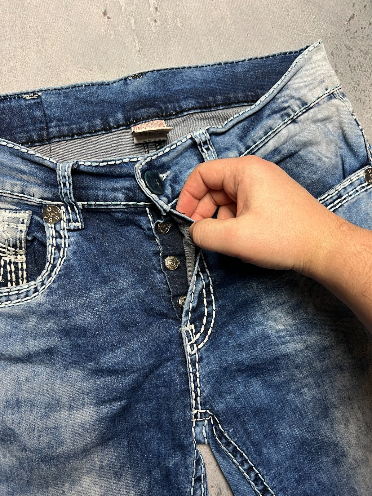 True Religion Joey Straight Distressed Relaxed Jeans y2k USA