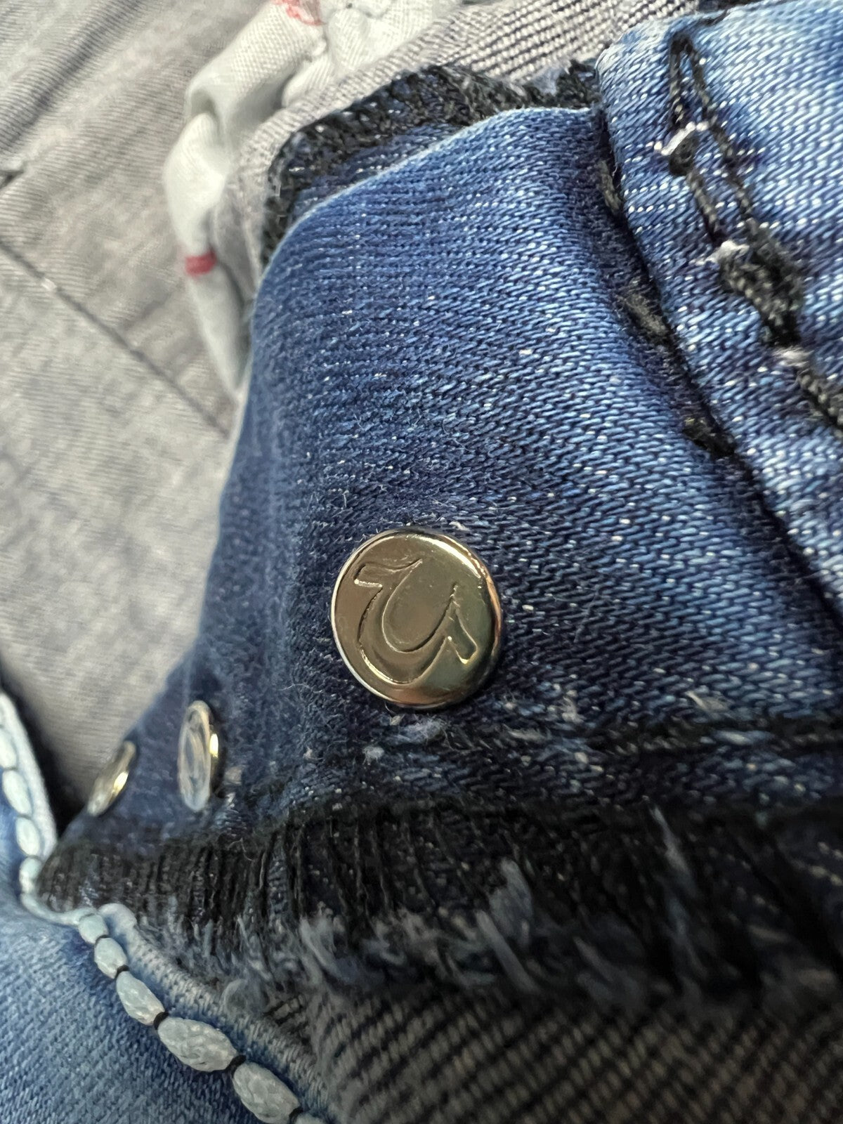 True Religion Joey Straight Distressed Relaxed Jeans y2k USA