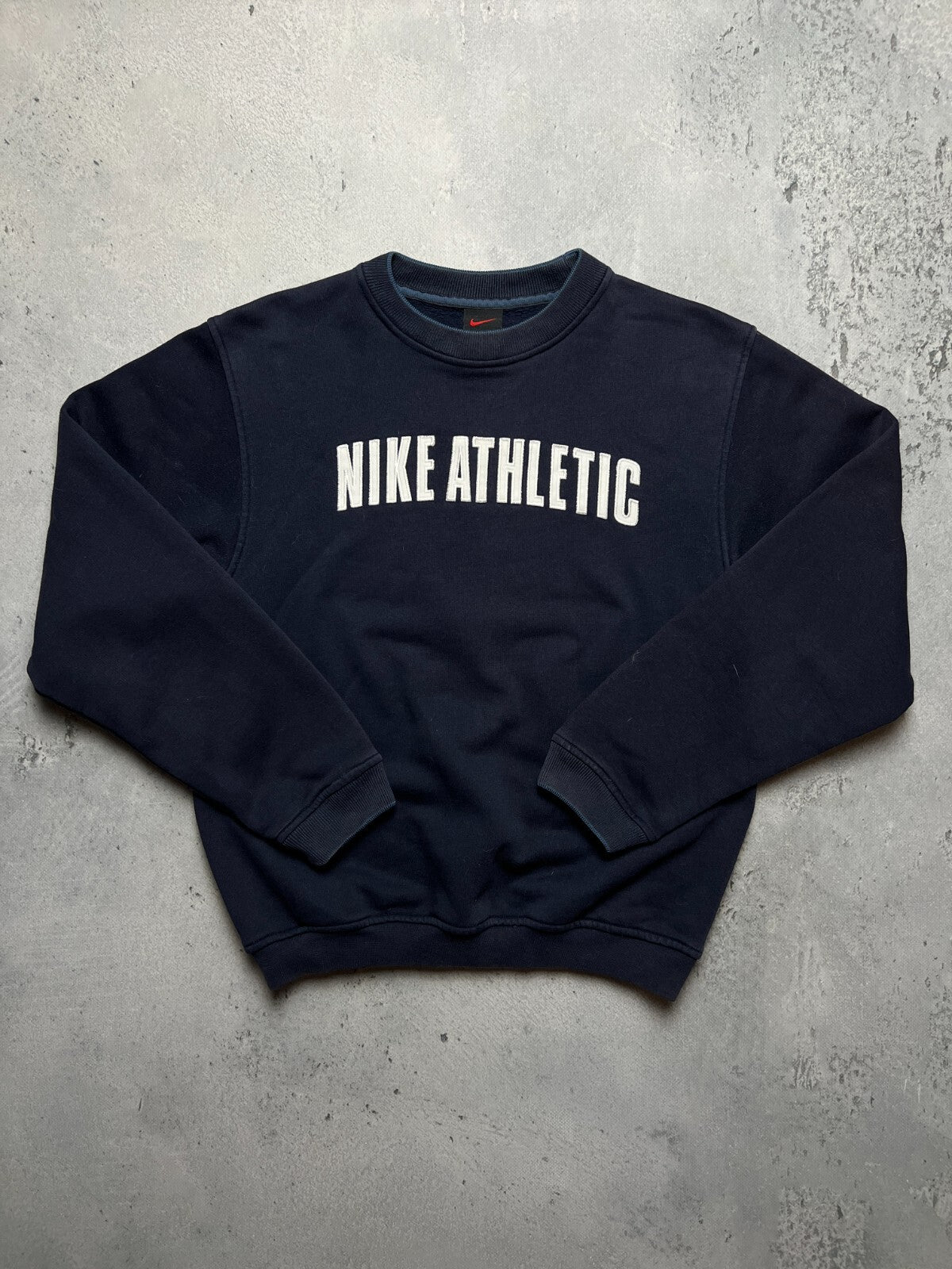 Vintage Crewneck Nike Boxy Central Big Athletic logo USA 90s