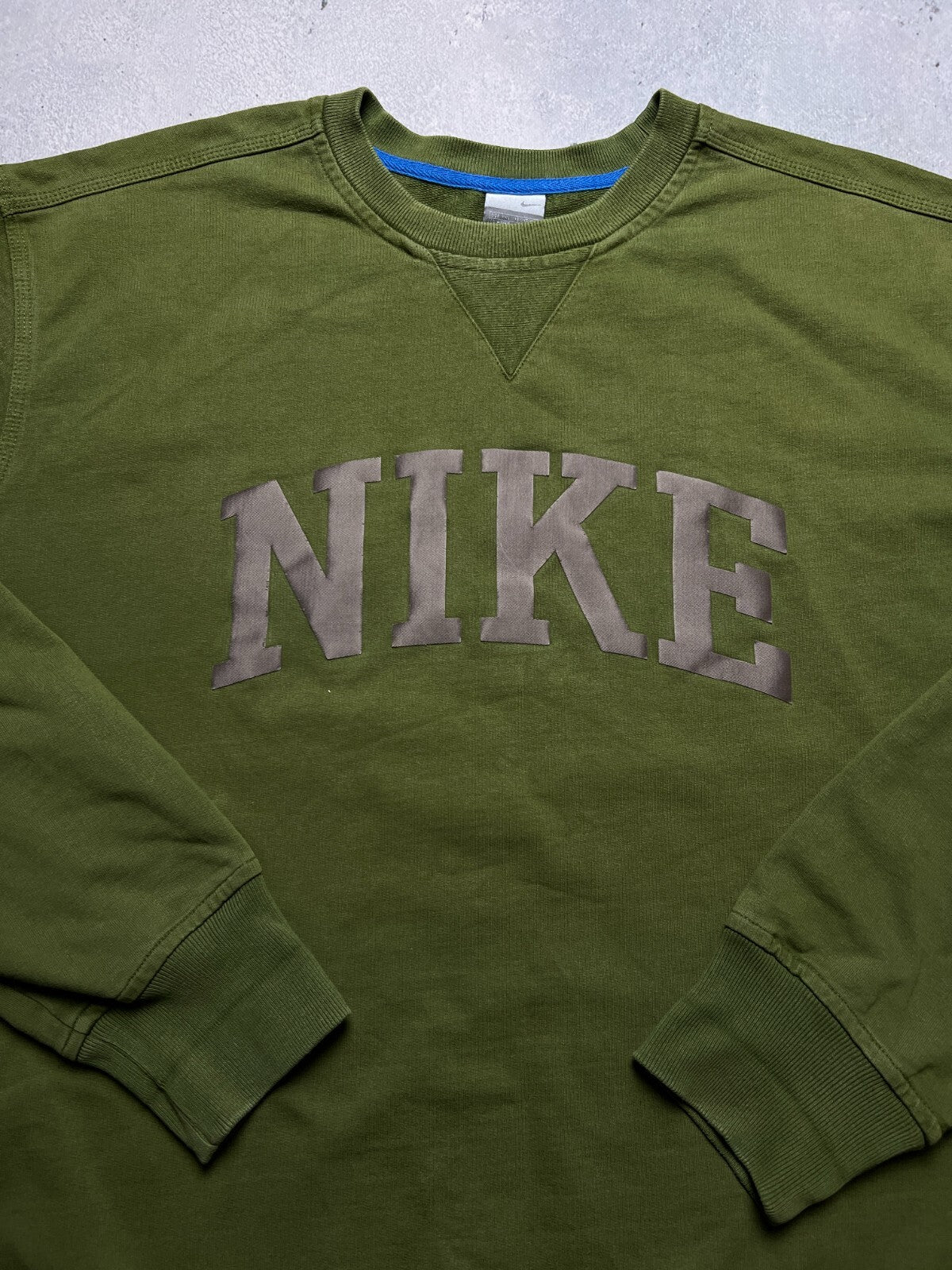 Vintage Crewneck Nike boxy center swoosh y2k fits logo USA