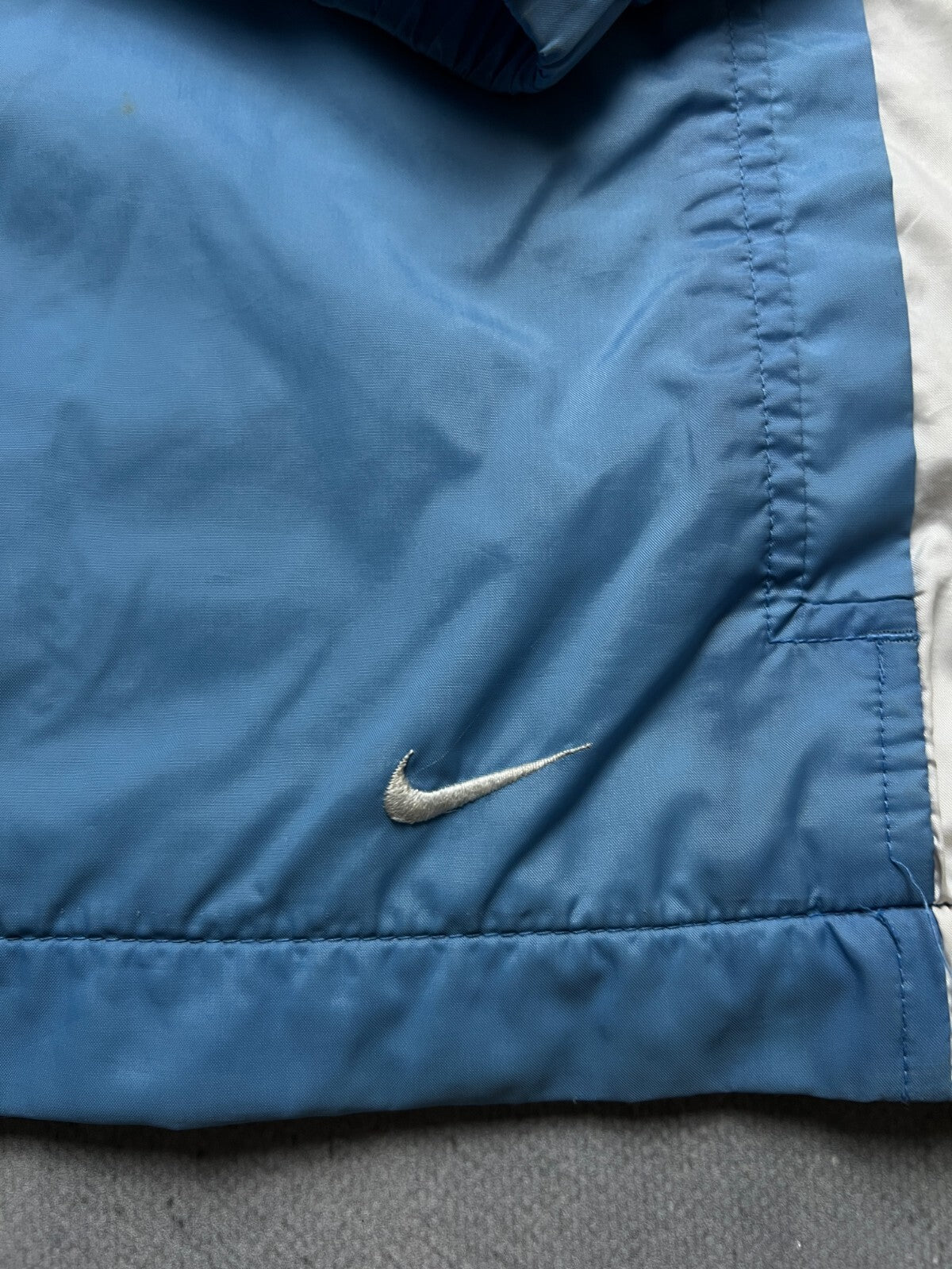 Nike Vintage Zipper Jacket swoosh logo y2k 90s Zip-Up rare