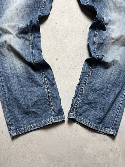 Vintage Diesel Jeans Logo Distressed Dirty Japanese y2k 90s