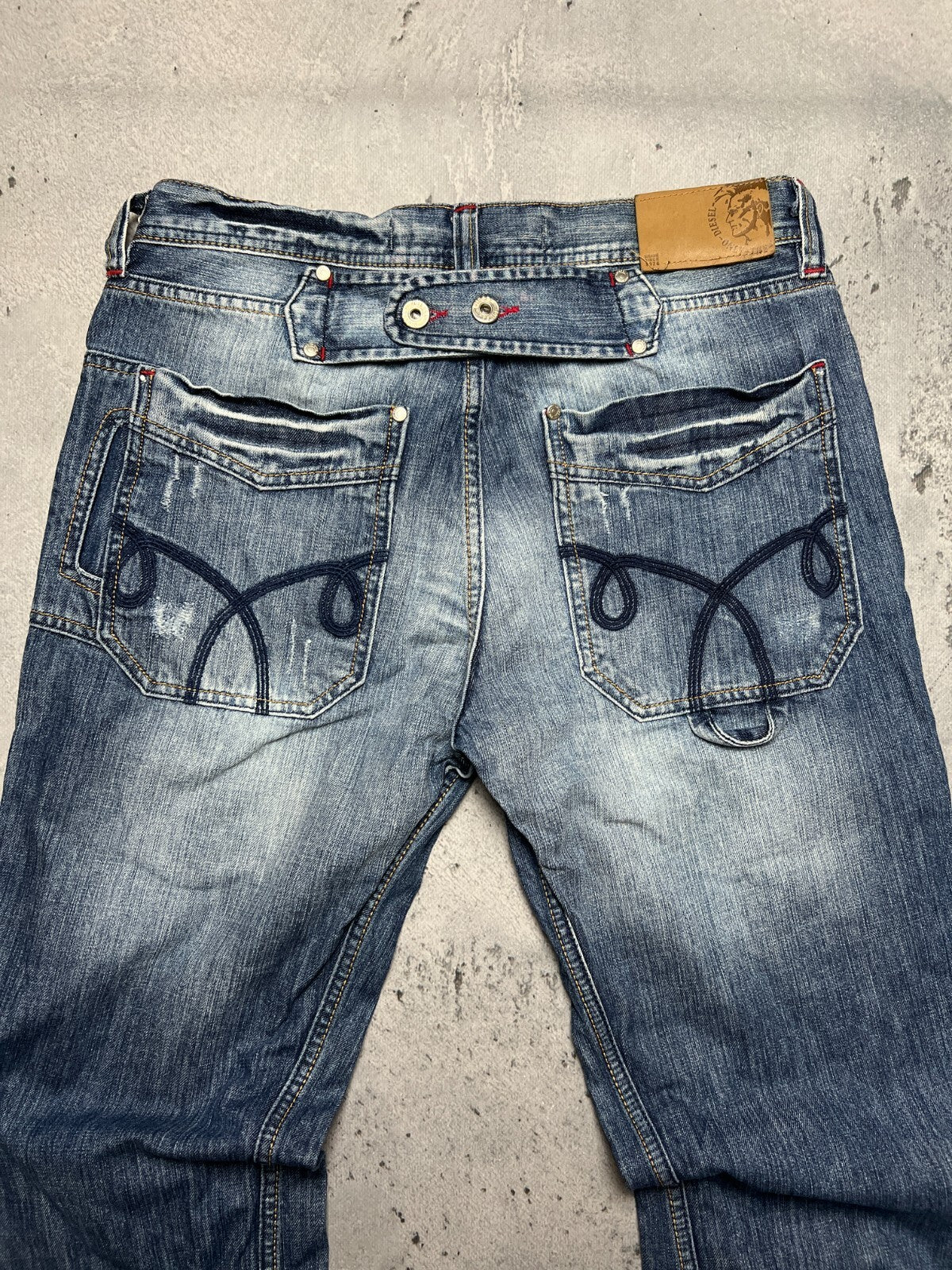 Vintage Diesel Jeans Logo Distressed Dirty Japanese y2k 90s