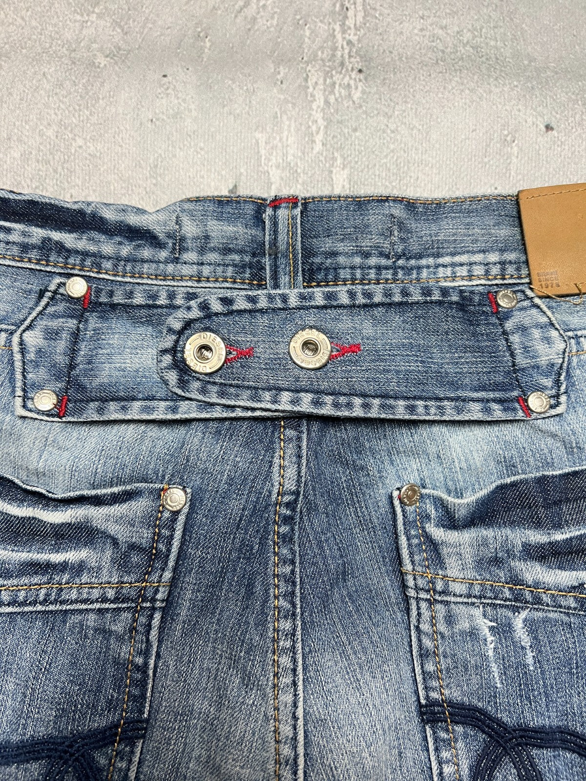 Vintage Diesel Jeans Logo Distressed Dirty Japanese y2k 90s