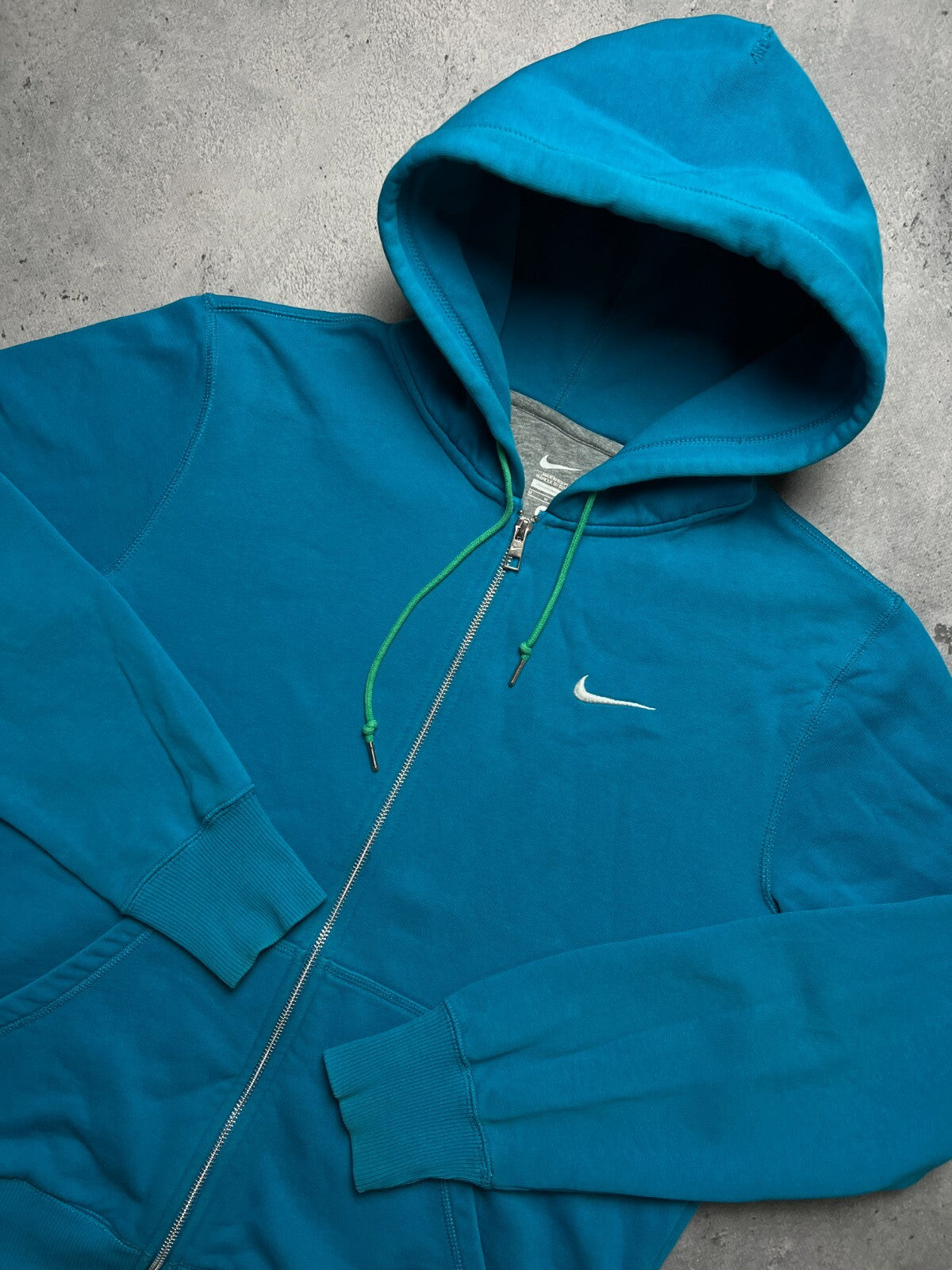 Nike Vintage Zipper Jacket central swoosh logo y2k 90s