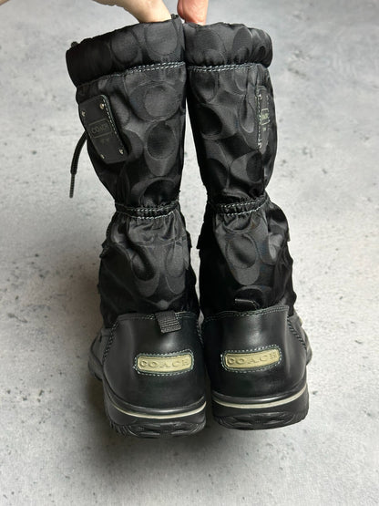 Coach Shaine Signature Winter Snow Monogram Boots y2k