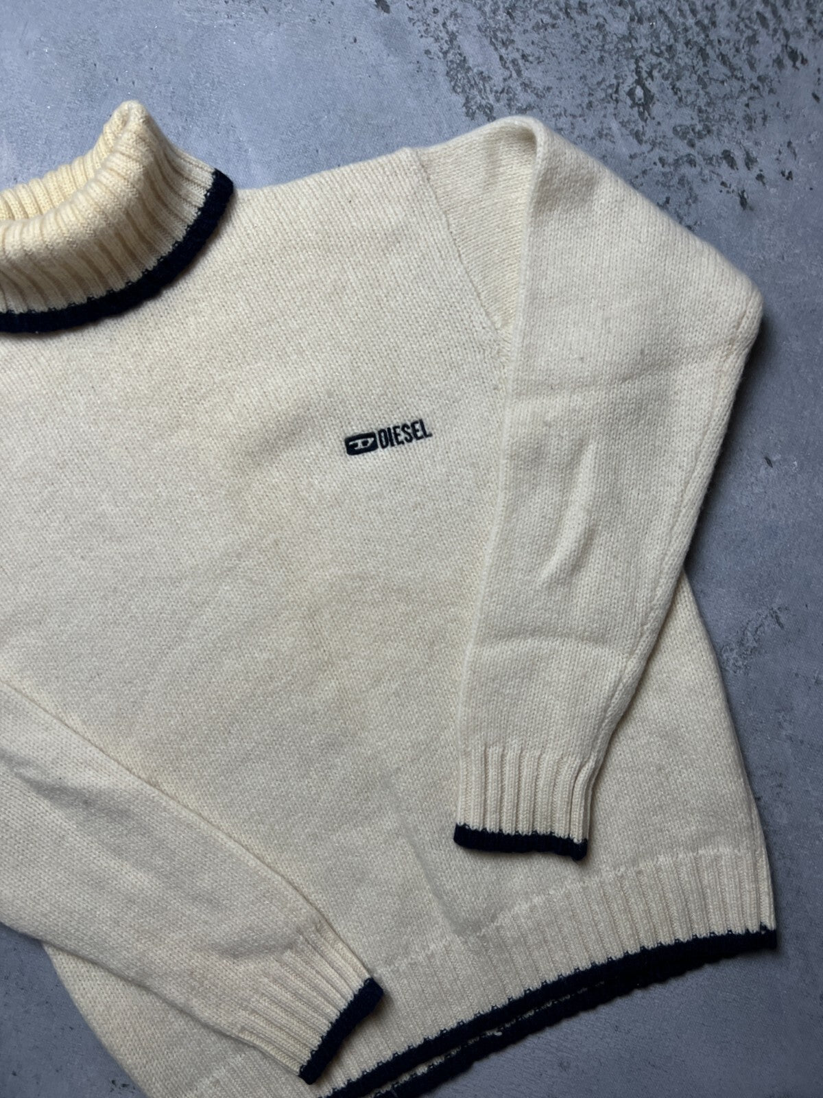 Diesel Vintage Distressed Knitwear Cream Wool Sweater 90's