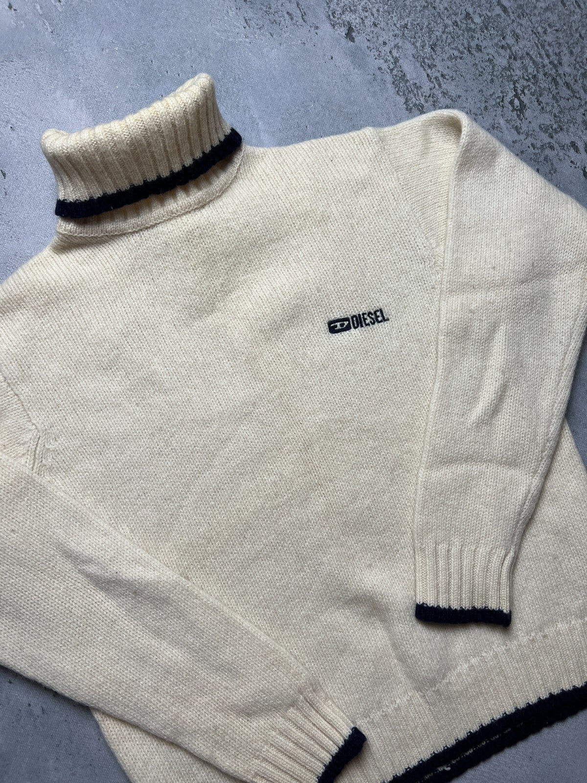 Diesel Vintage Distressed Knitwear Cream Wool Sweater 90's